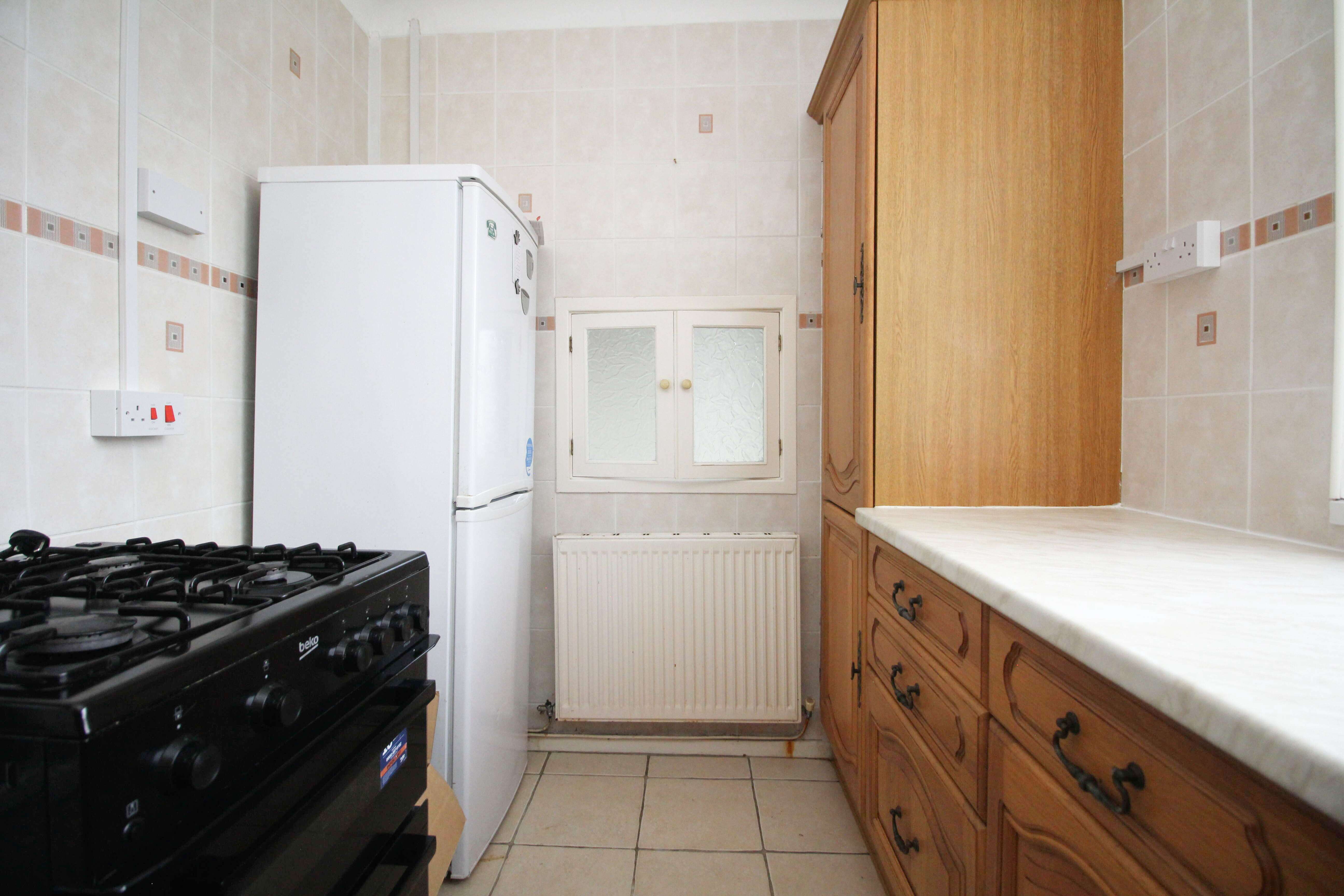 Fairview Close, Pontyclun CF72 9EQ  Interior