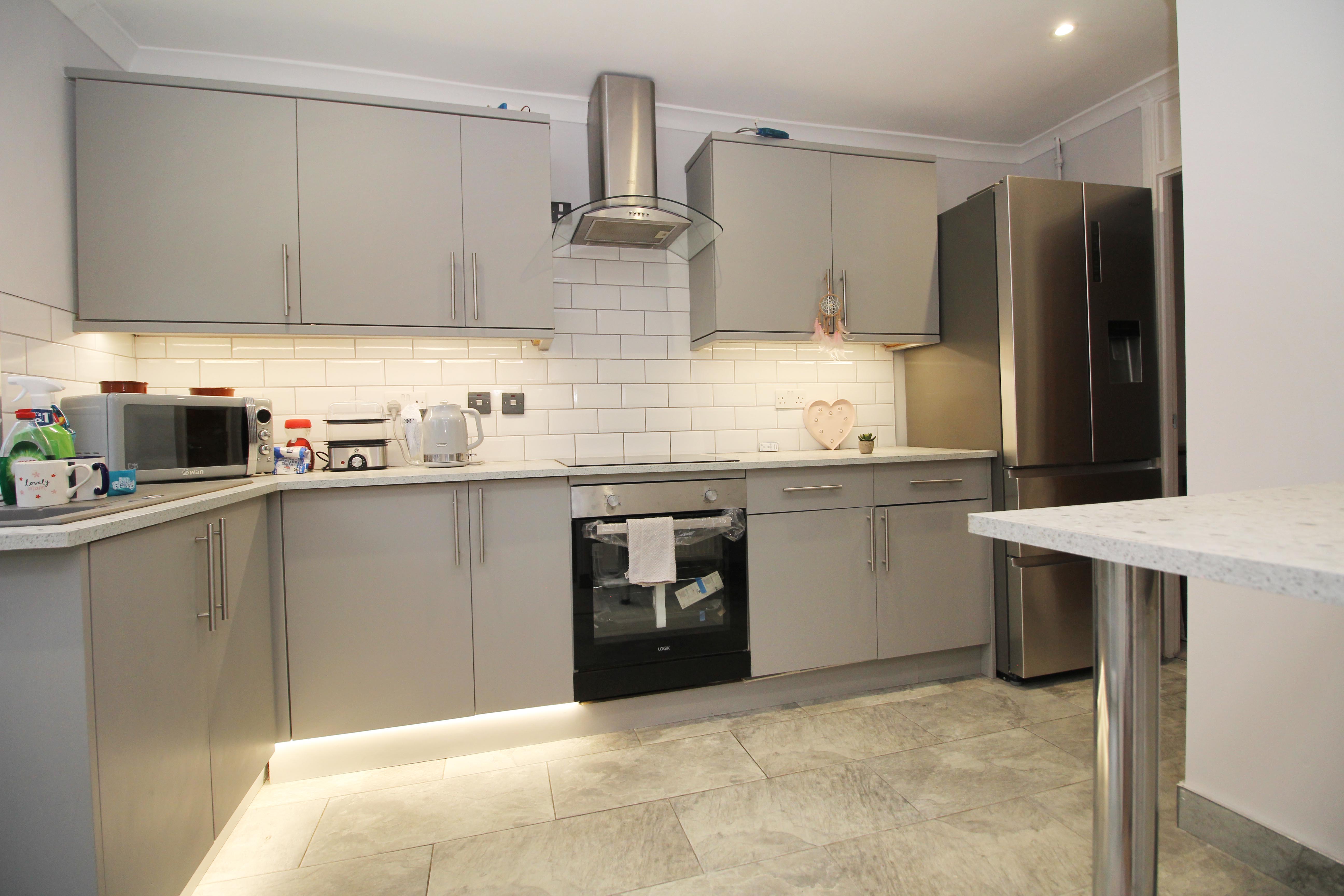 Parish Road, Beddau CF38 2BT  Interior