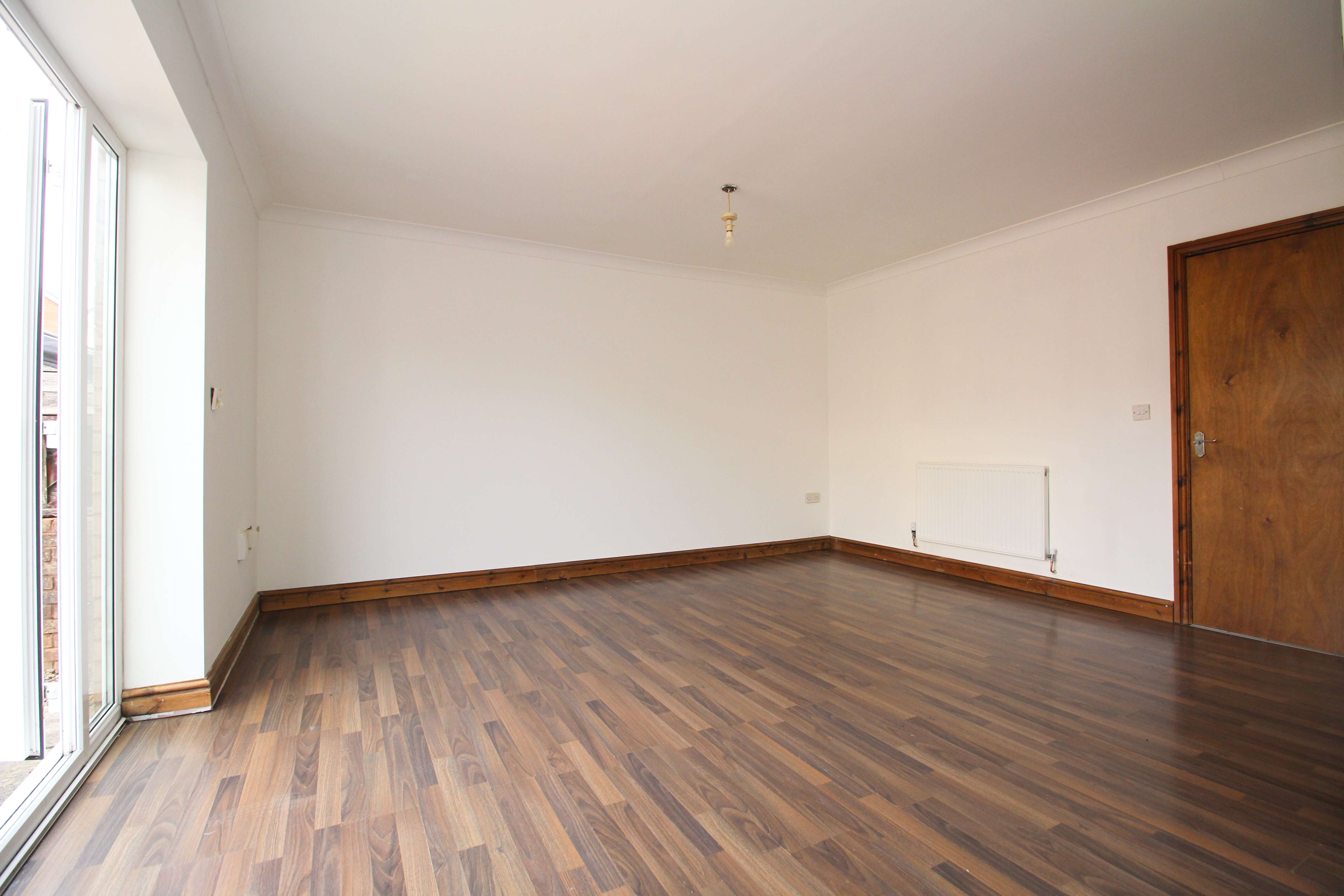 High Street, Tonyrefail, Porth, CF39 8PH  Interior