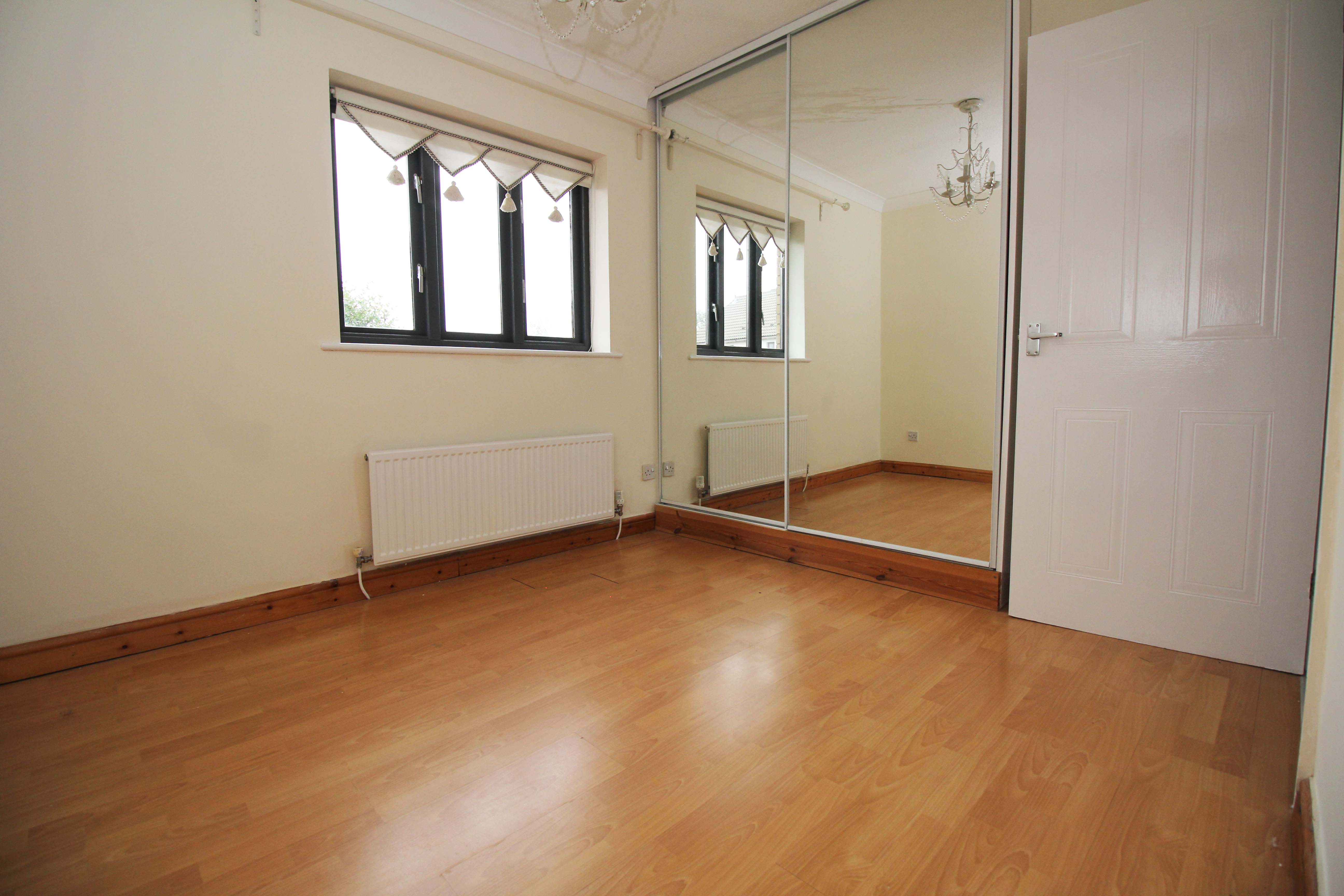 Clos Y Dolydd, Manor Chase, Beddau CF38 2TG  Interior