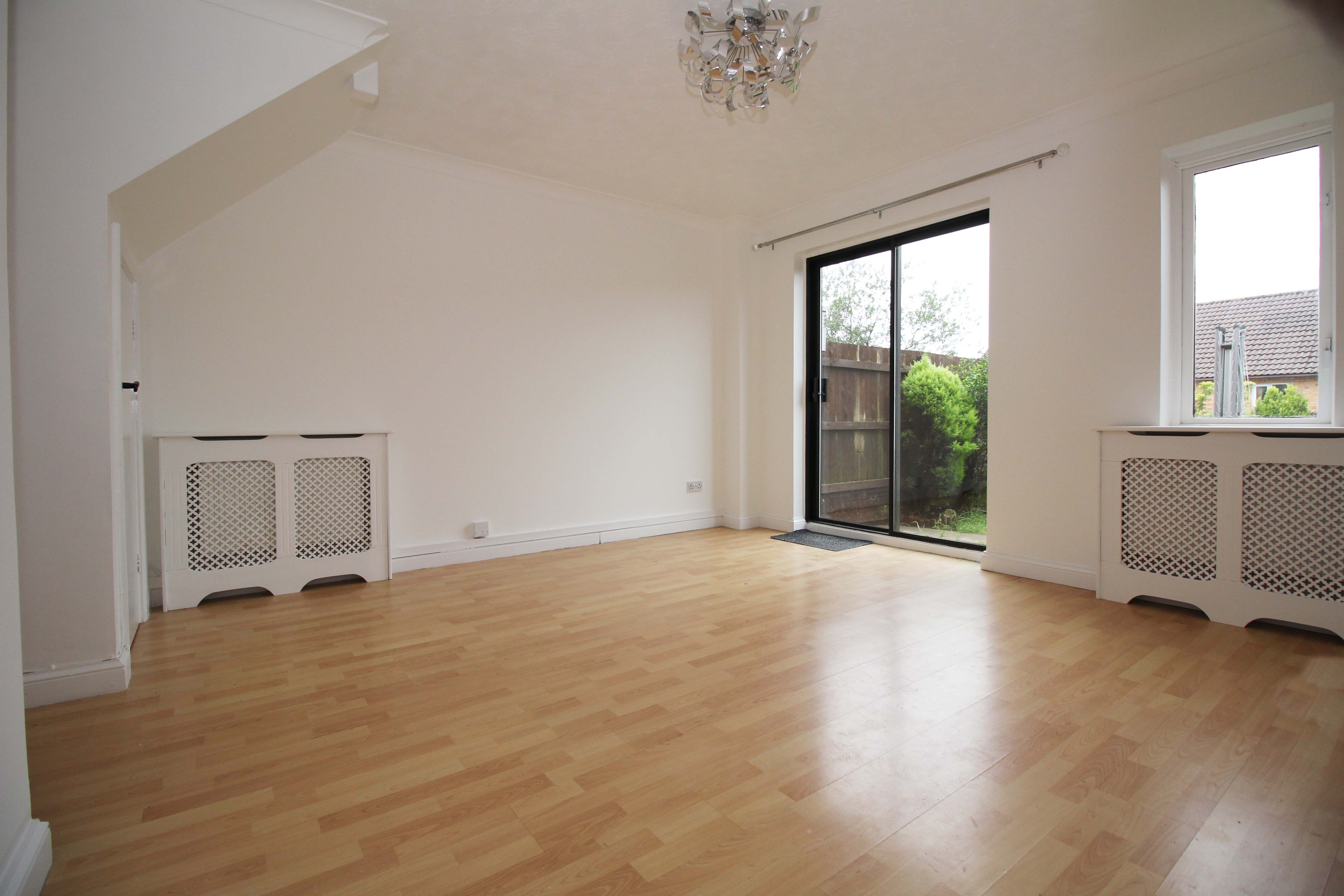 Clos Y Dolydd, Manor Chase, Beddau CF38 2TG  Interior