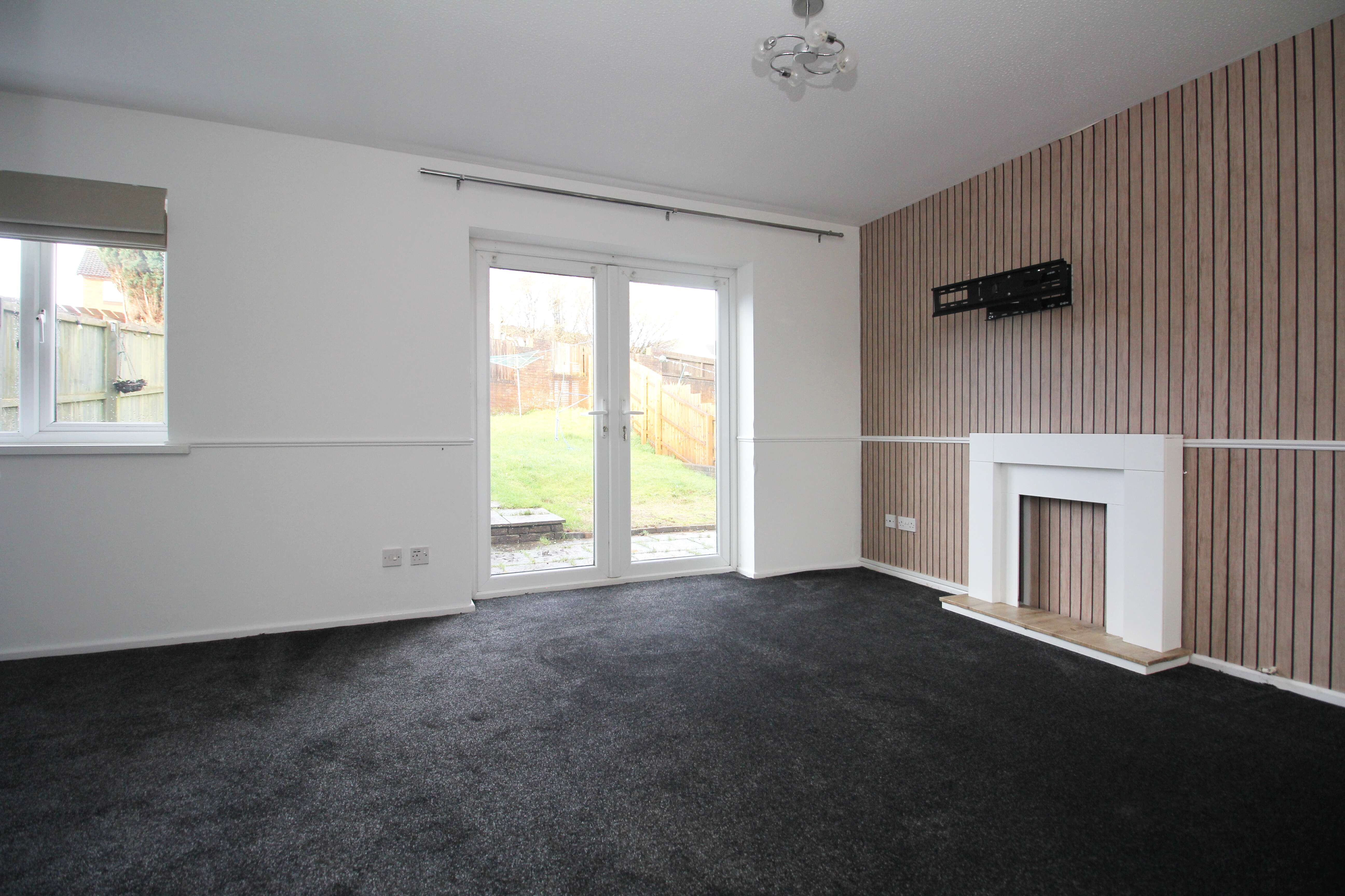 Cwrt Llechau, Llanharry CF72 9NA  Interior