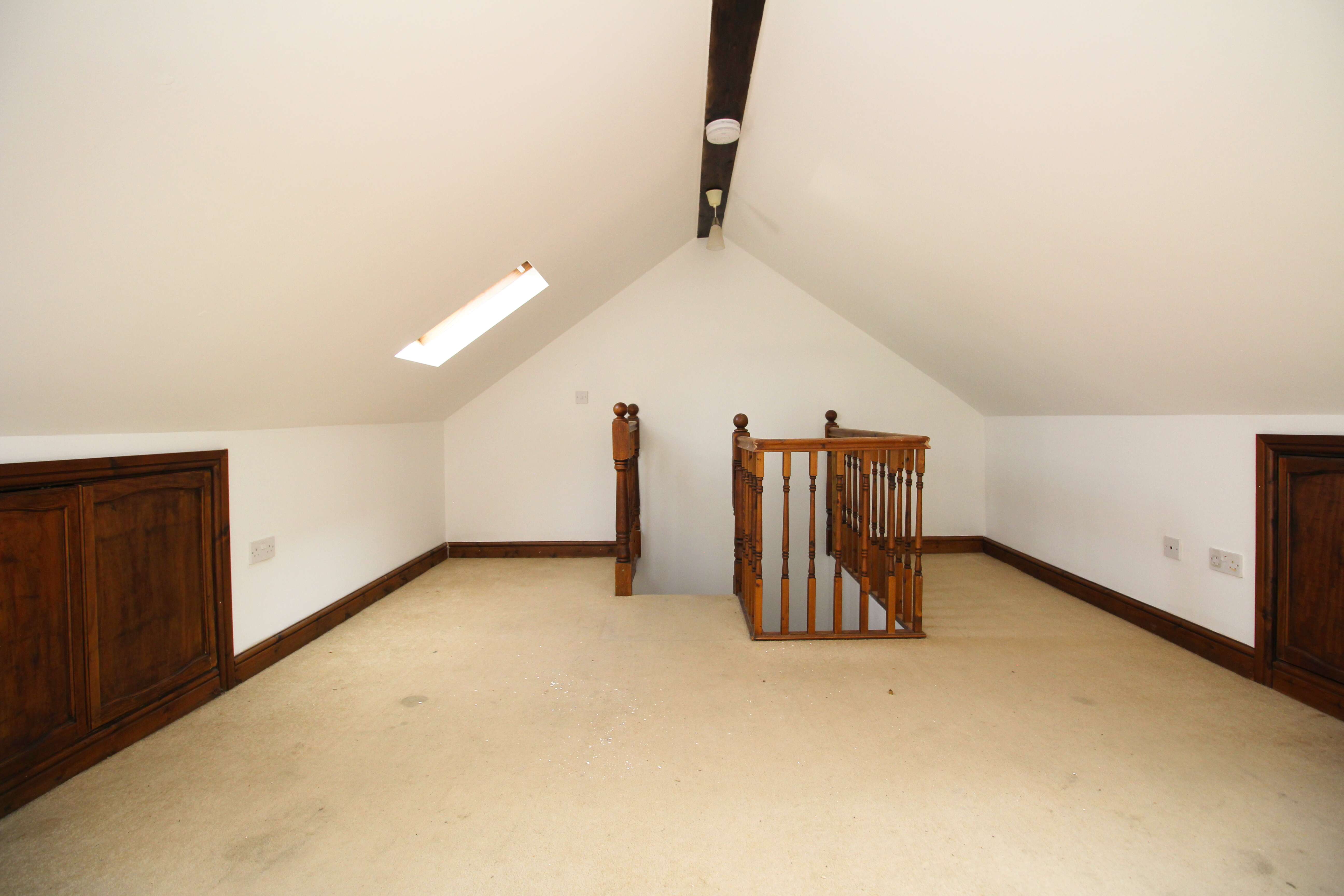 High Street, Tonyrefail, Porth, CF39 8PH  Interior