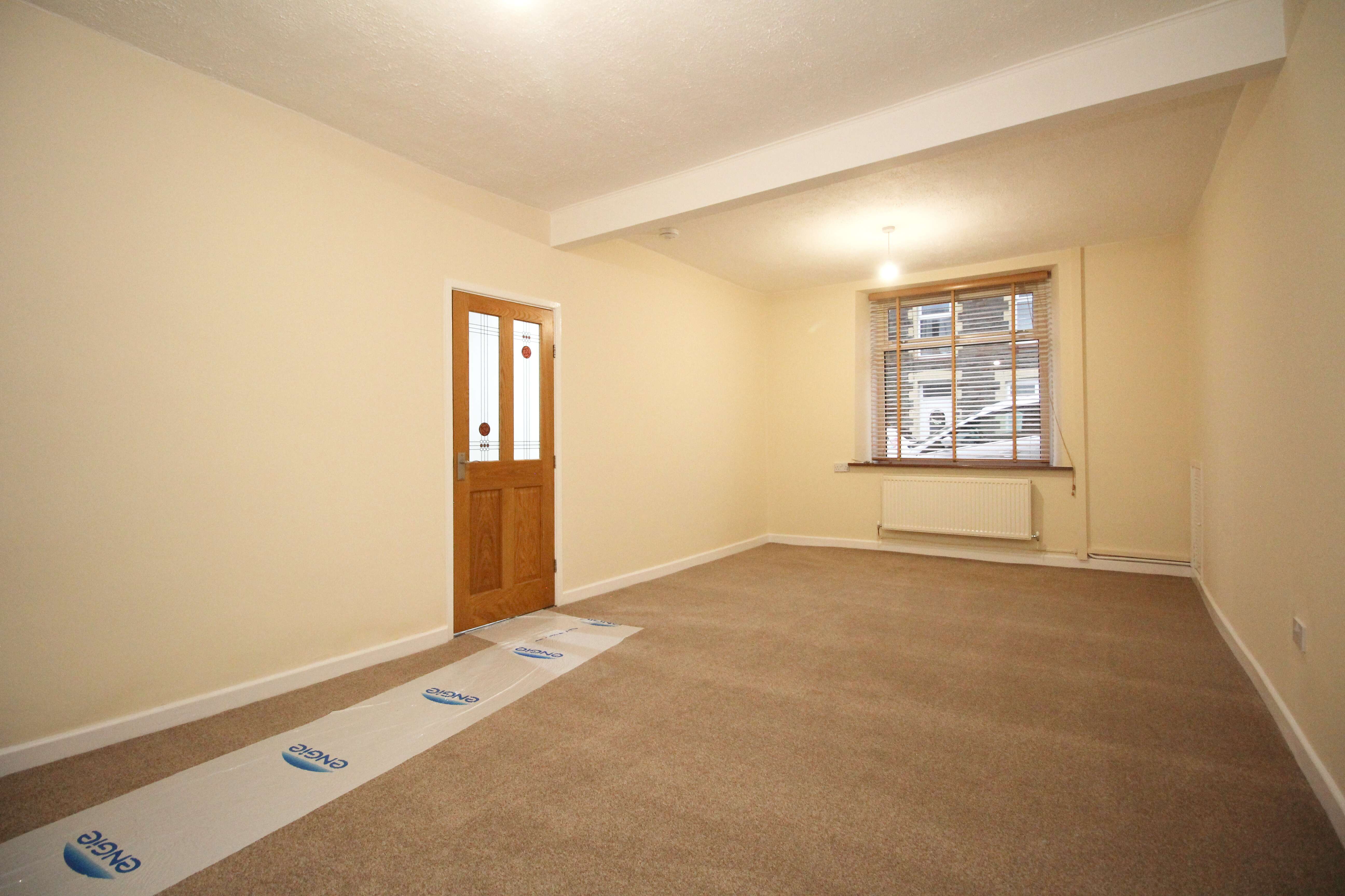 Abercerdin Road Gilfach Goch CF39 8RP  Interior