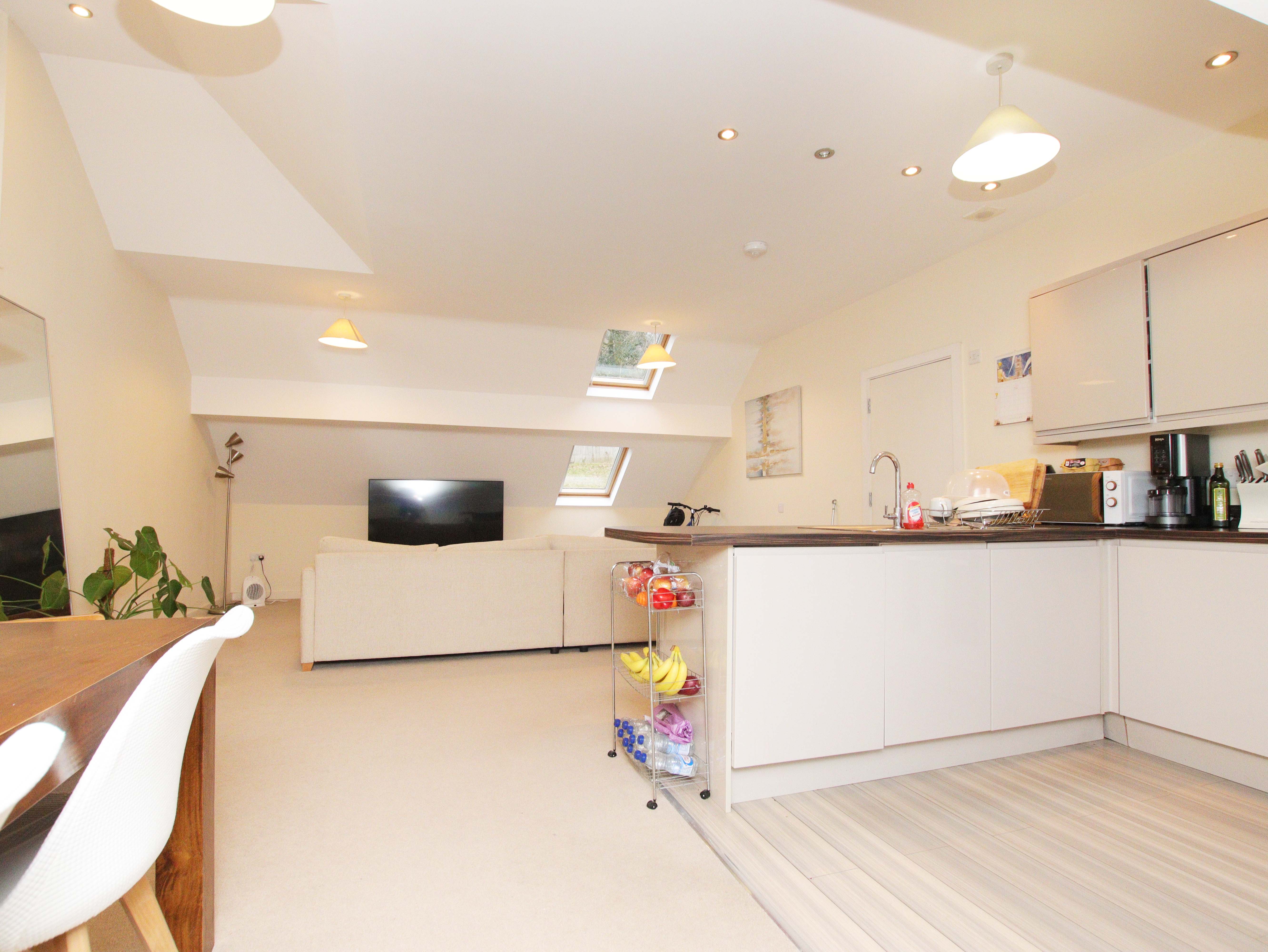 Cambrian House, Old School Lane, Pontypridd CF37 2DD  Interior