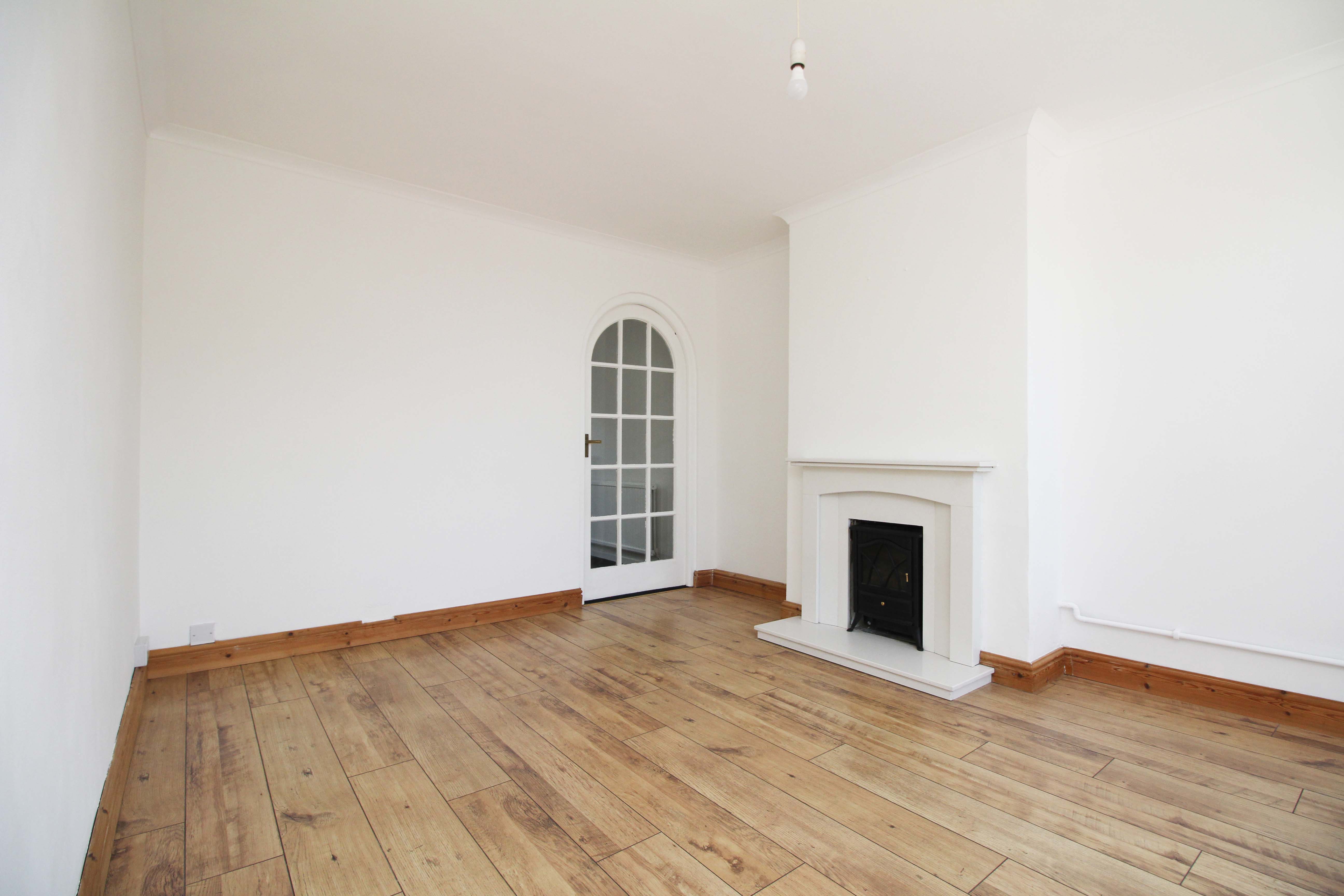 Hillcrest, Brynna, CF72 9SJ  Interior