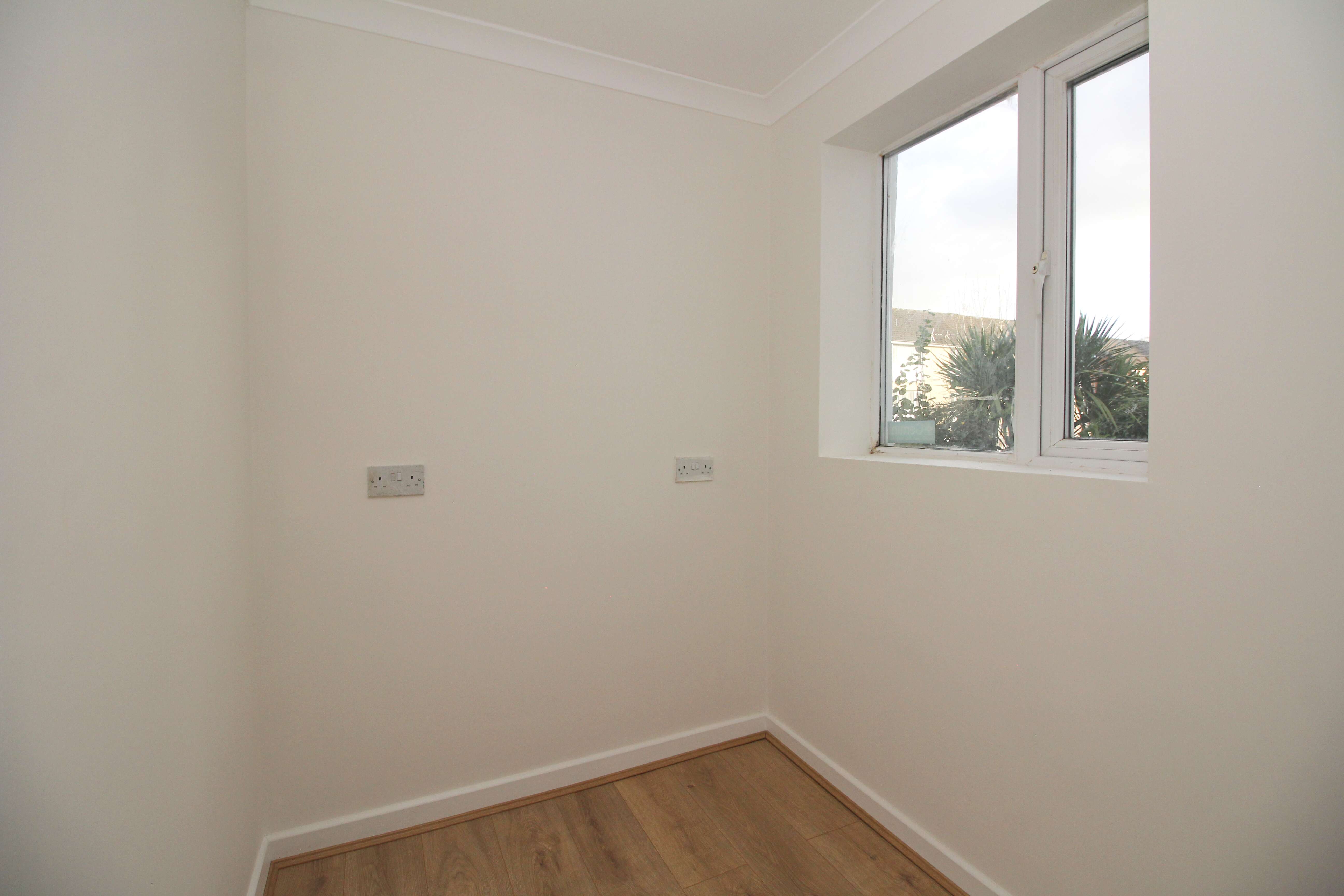 Cae Fardre, Church Village CF38 1DN  Interior