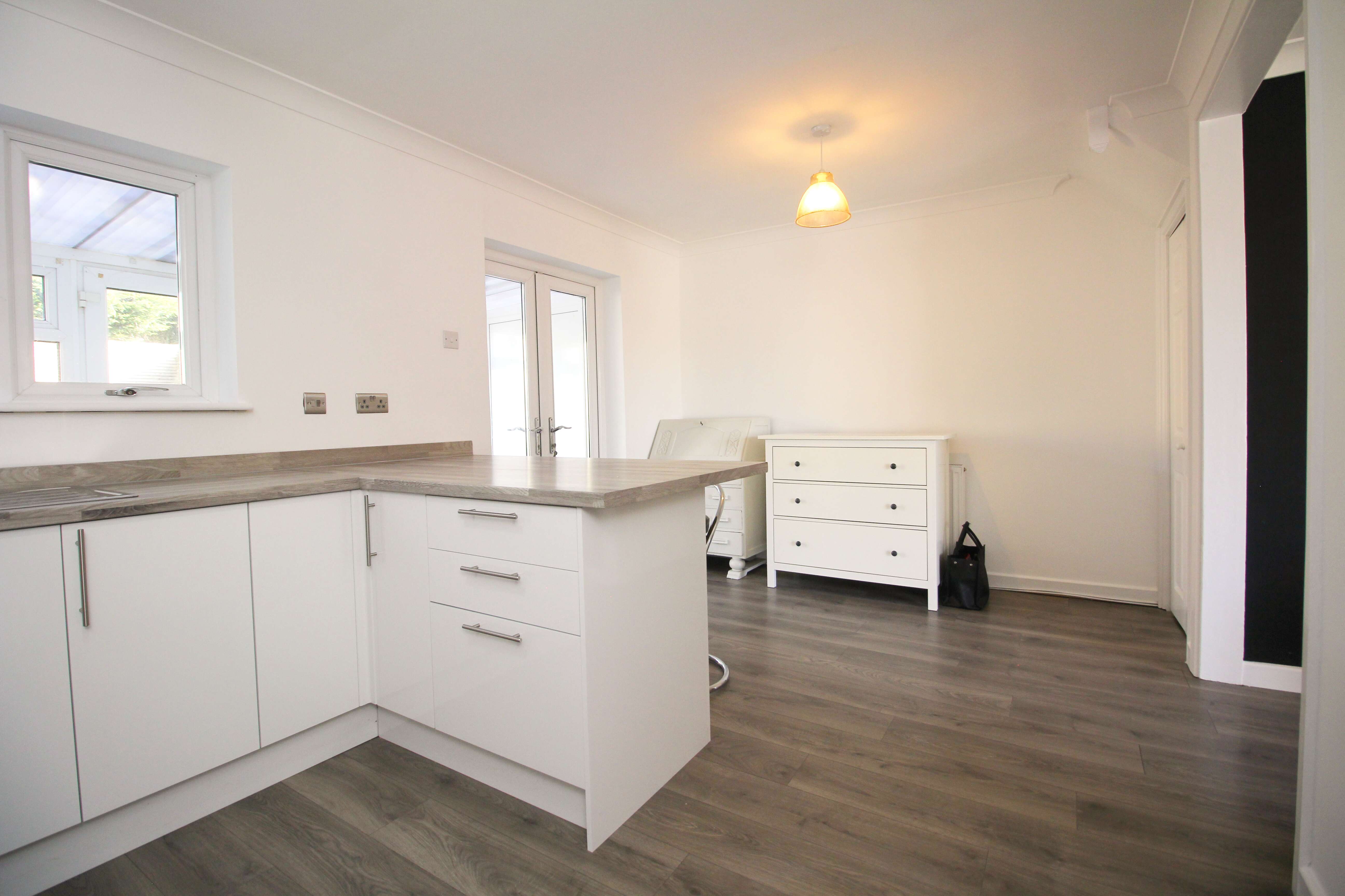 Tudor Way, Llantwit Fardre CF38 2NH  Interior