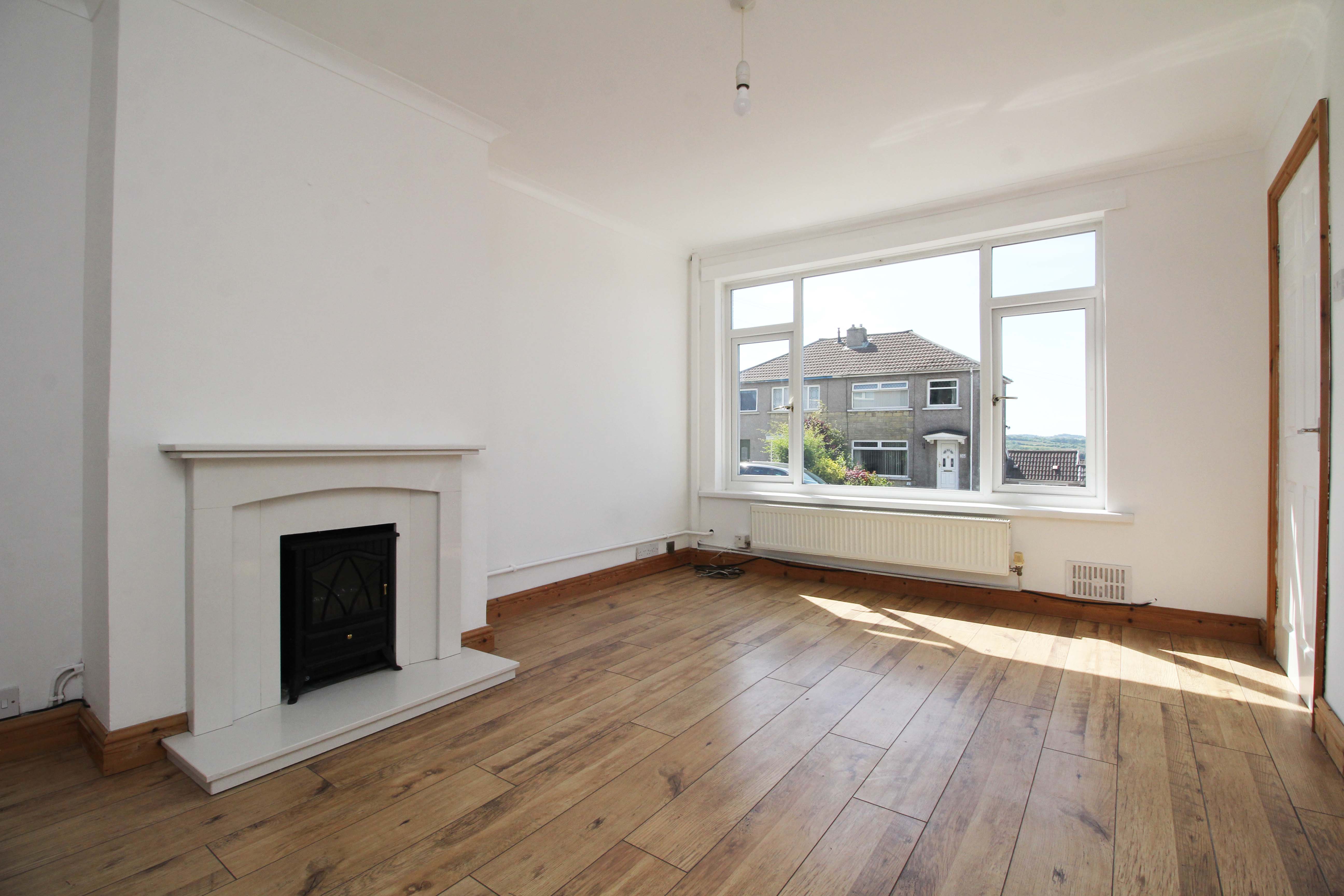 Hillcrest, Brynna, CF72 9SJ  Interior