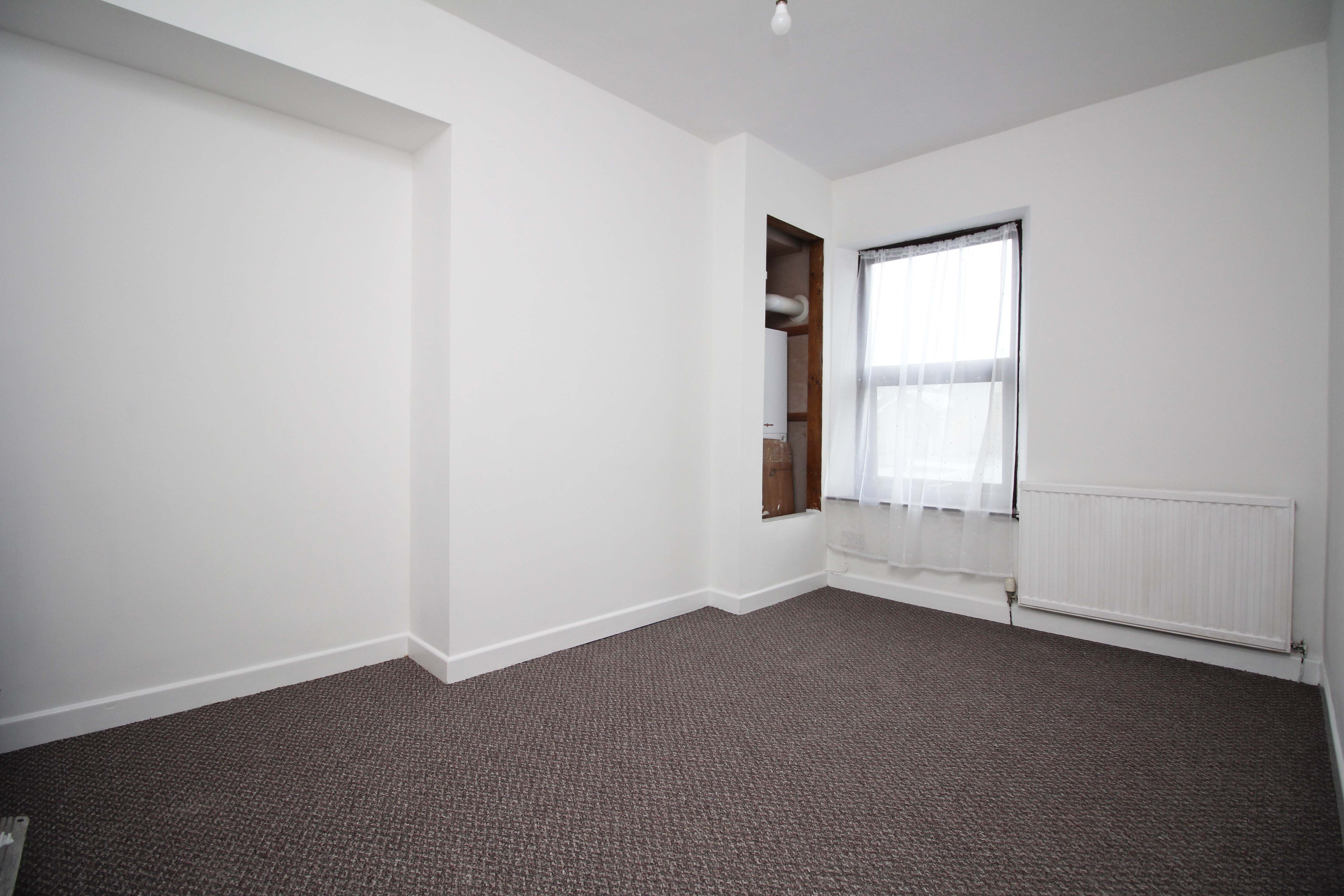 Stuart Street, Pontyclun, CF72 9EF  Interior
