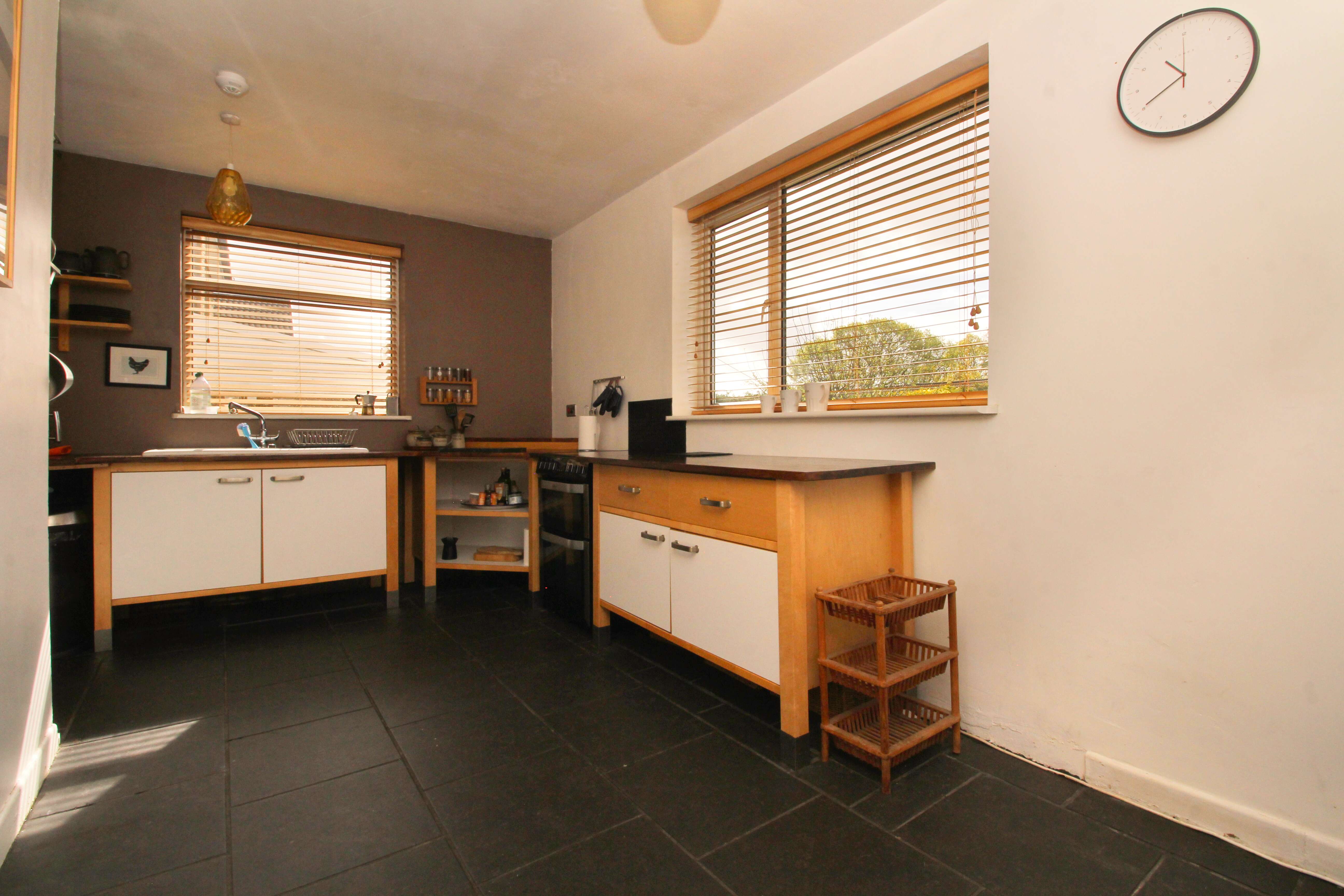 Church Road, Tonteg, CF38 1EG  Interior
