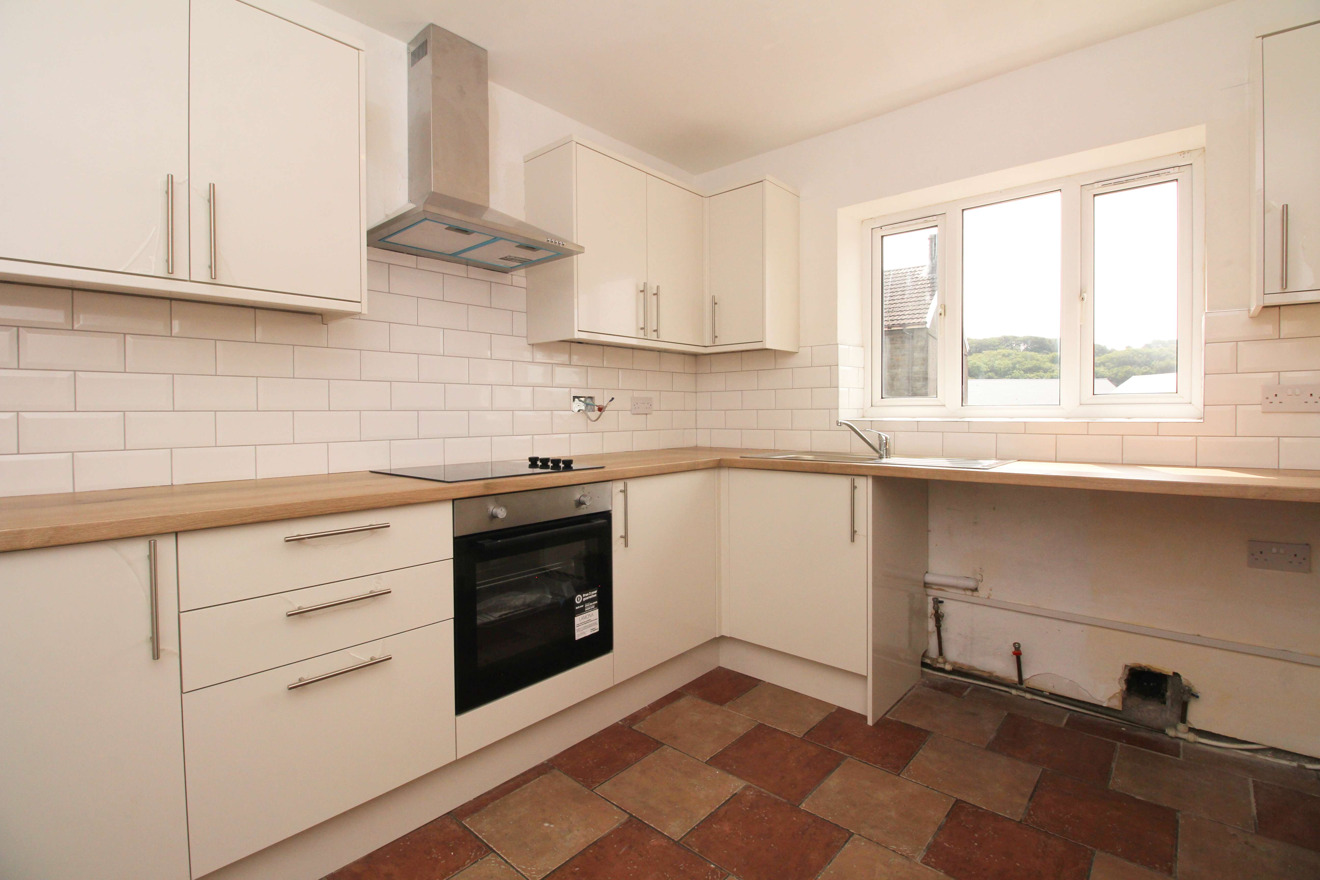 High Street, Tonyrefail, Porth, CF39 8PH  Interior