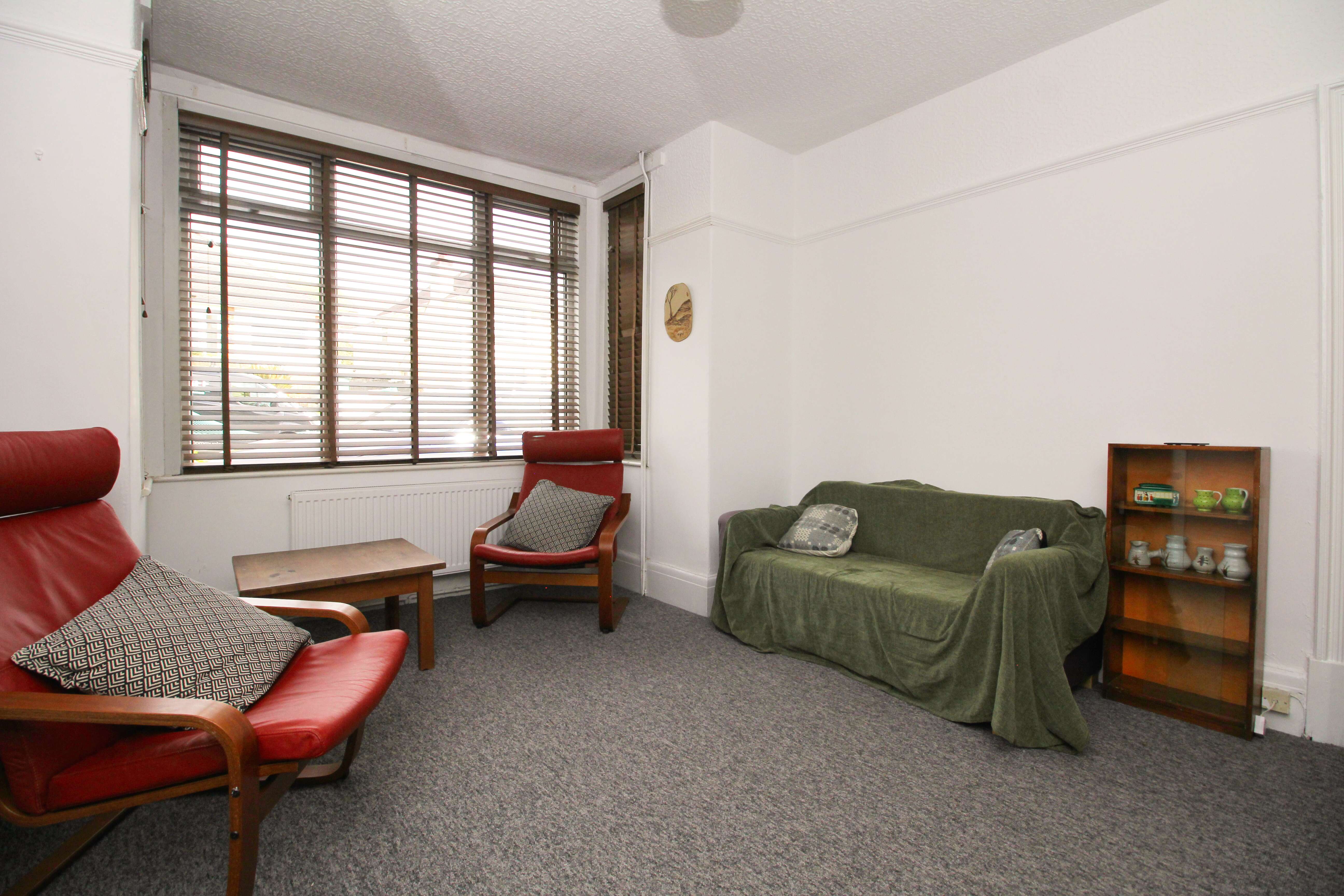 Church Road, Tonteg, CF38 1EG  Interior