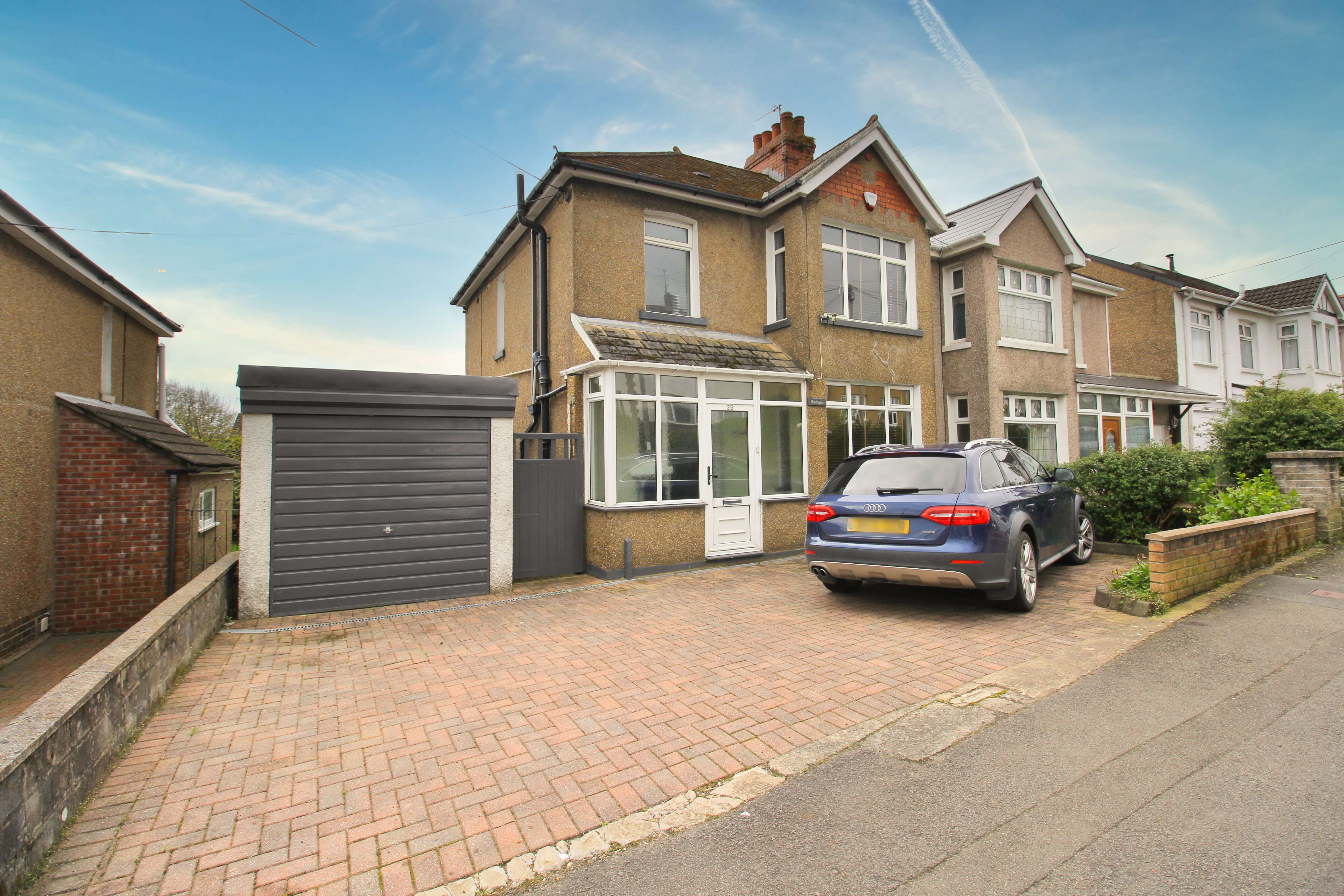 Church Road, Tonteg, CF38 1EG  Interior