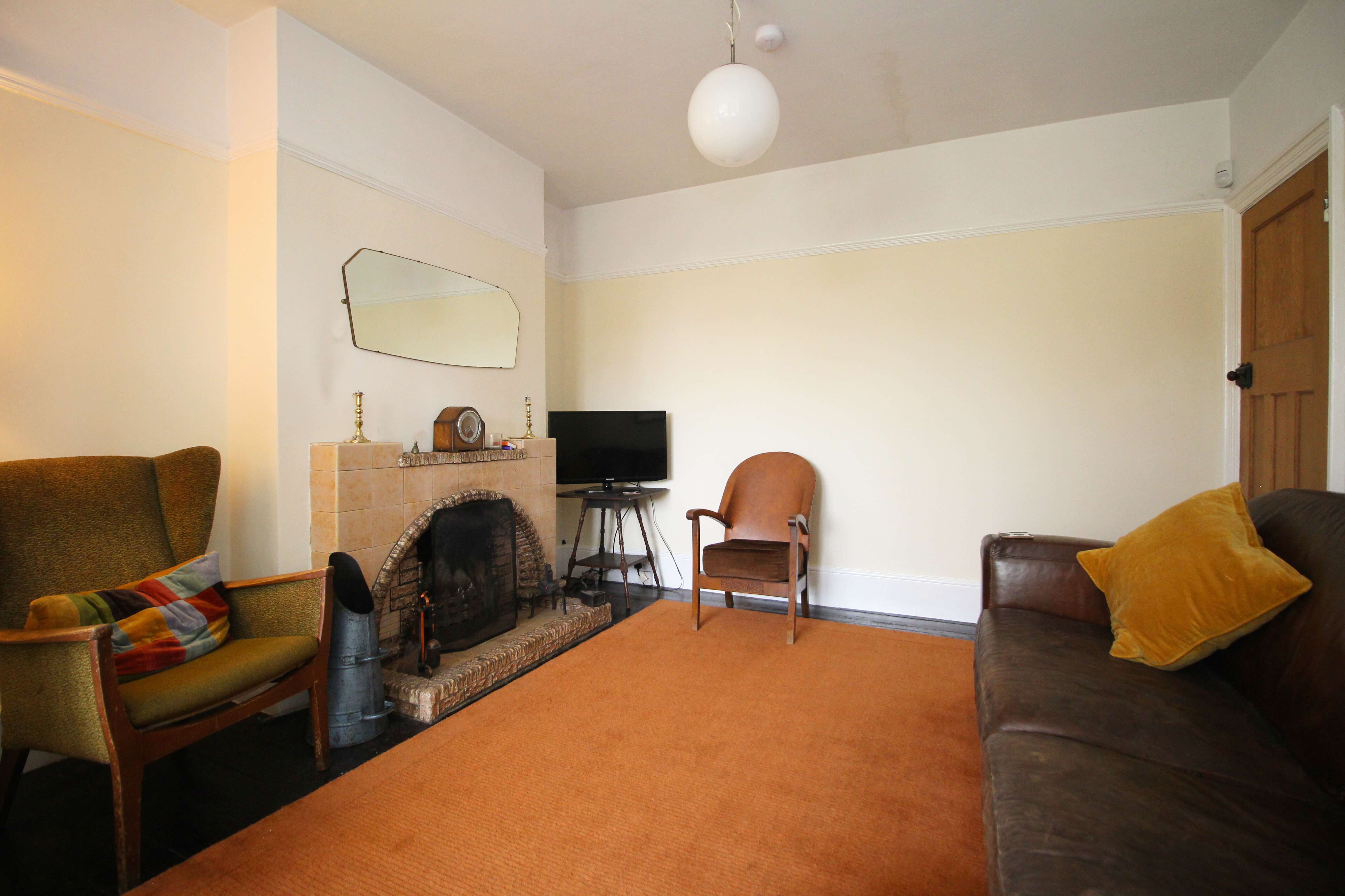 Church Road, Tonteg, CF38 1EG  Interior