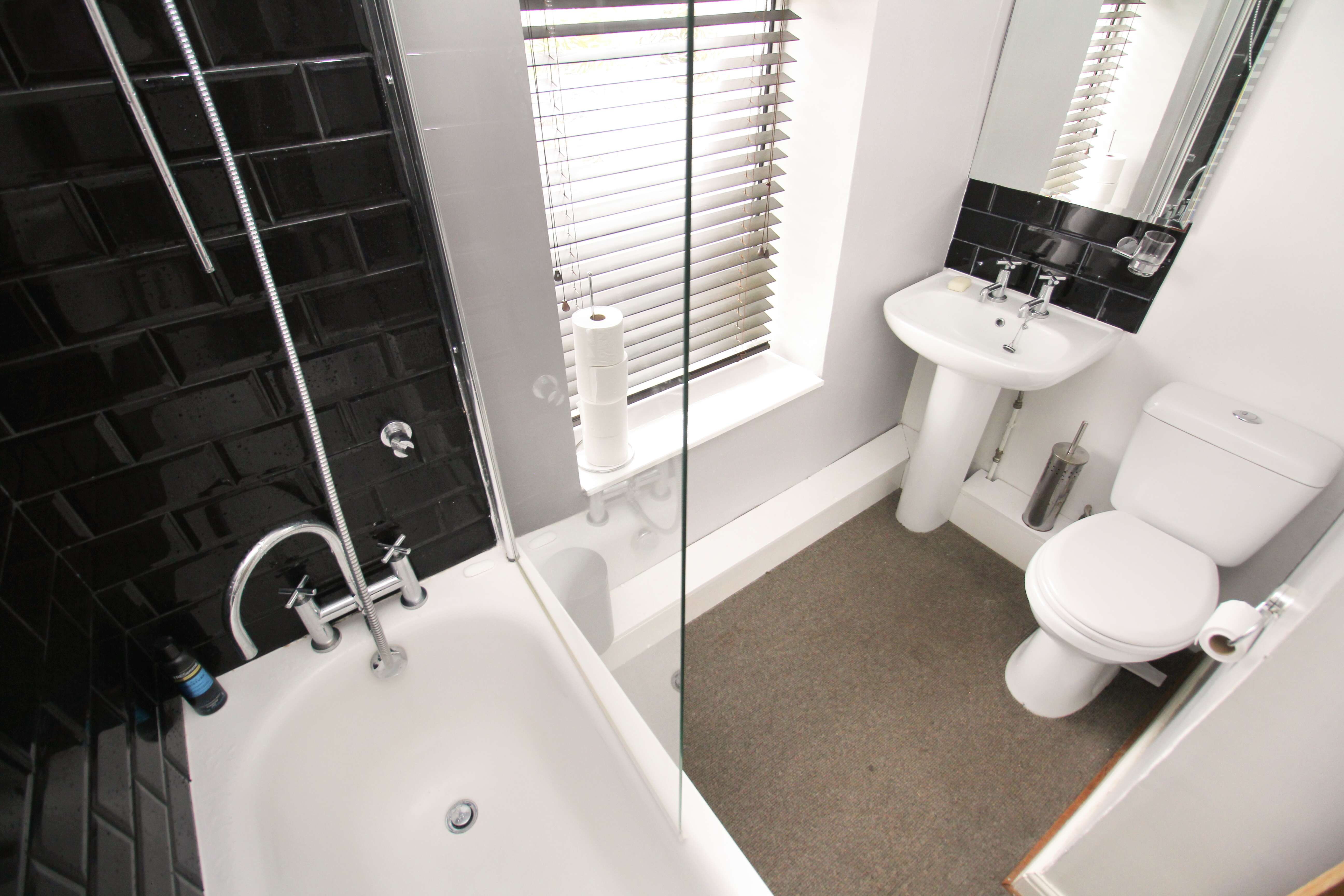 Church Road, Tonteg, CF38 1EG  Interior