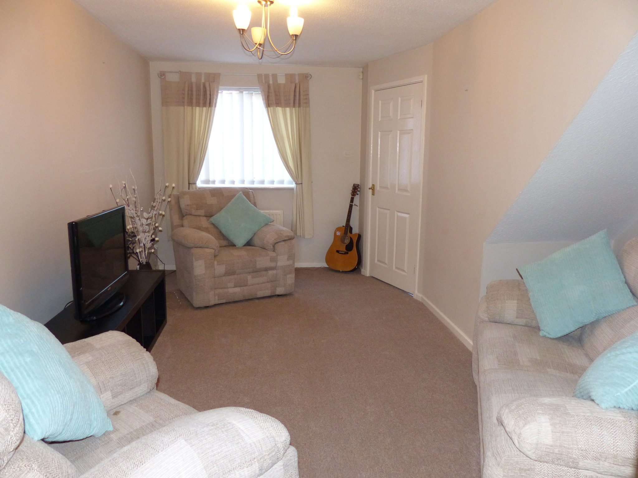 Caer Gerddi, Church Village, CF38 1UQ  Interior