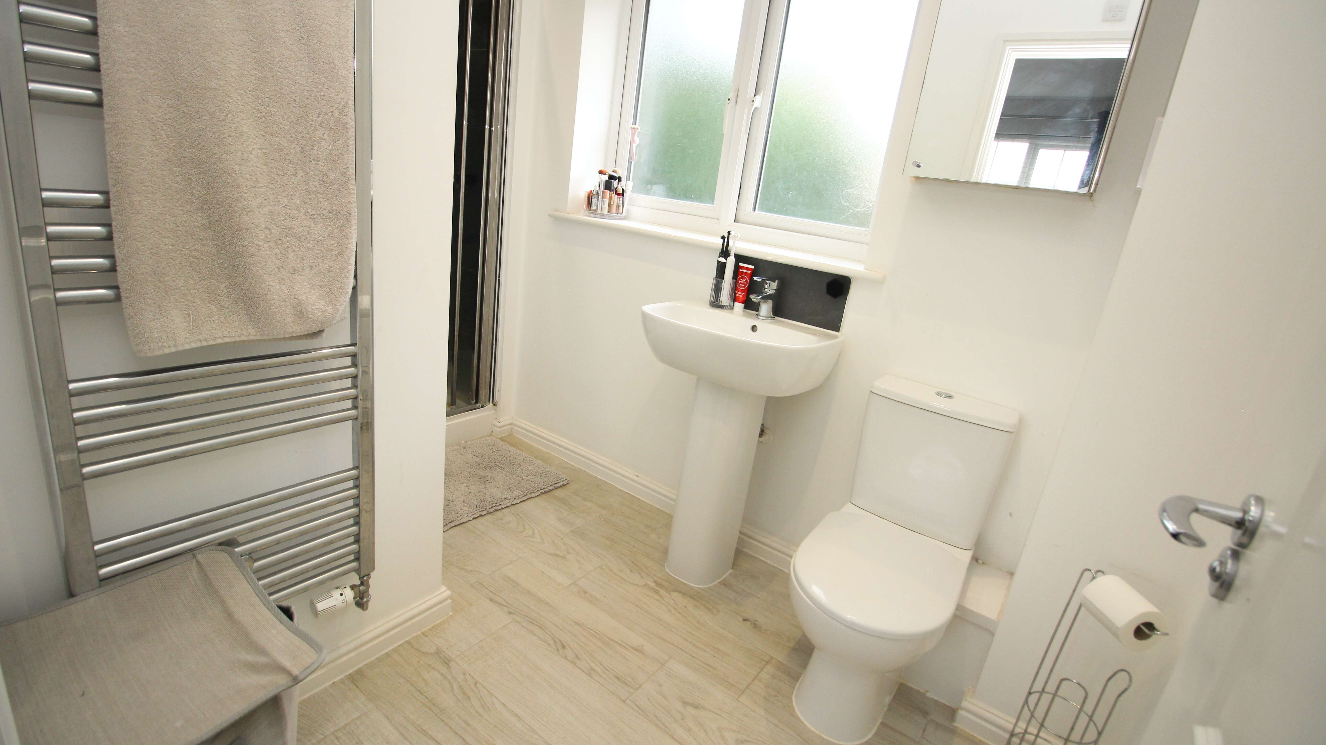 Highfields, Coedely Tonyrefail, Porth, CF39 8GA  Interior