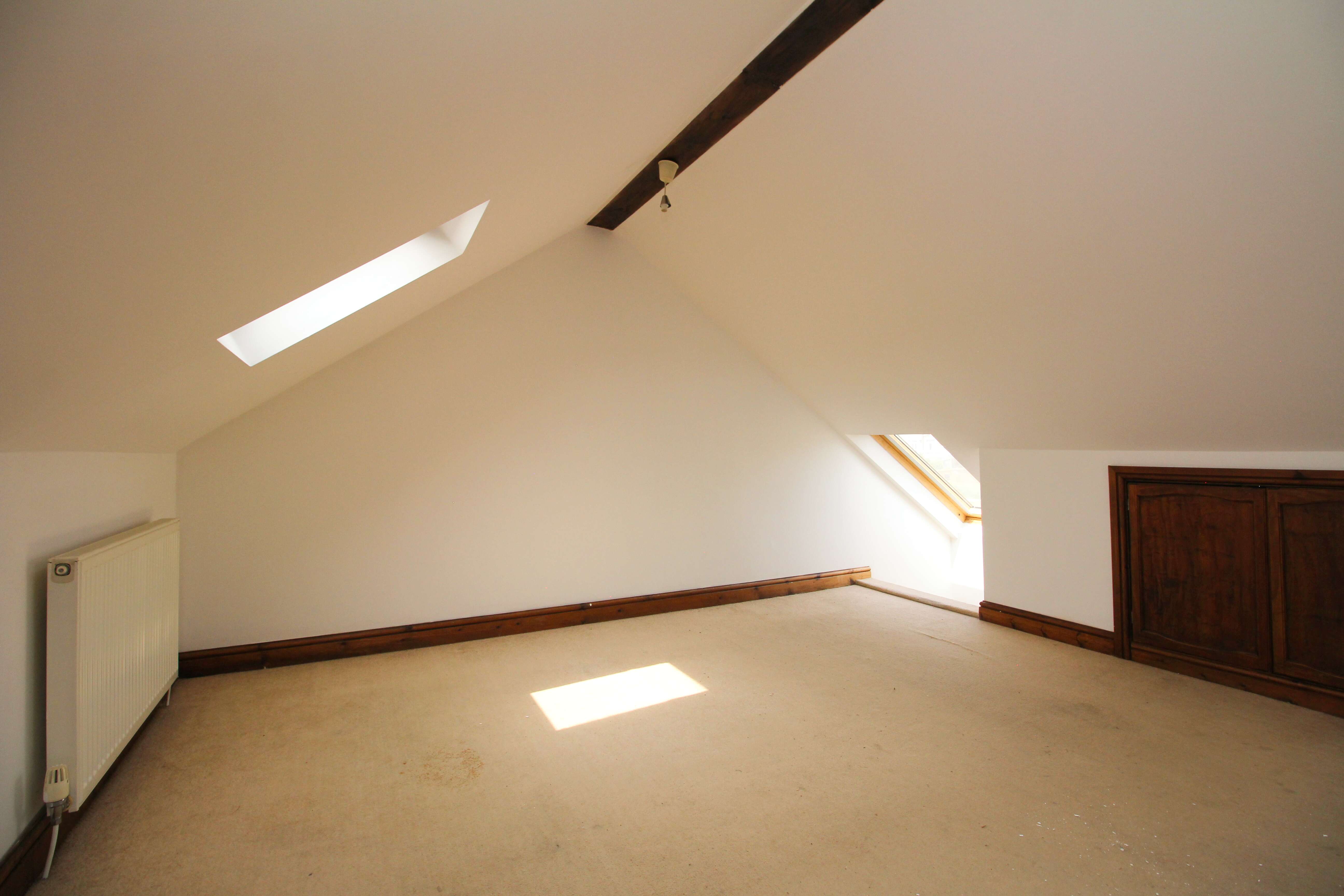 High Street, Tonyrefail, Porth, CF39 8PH  Interior