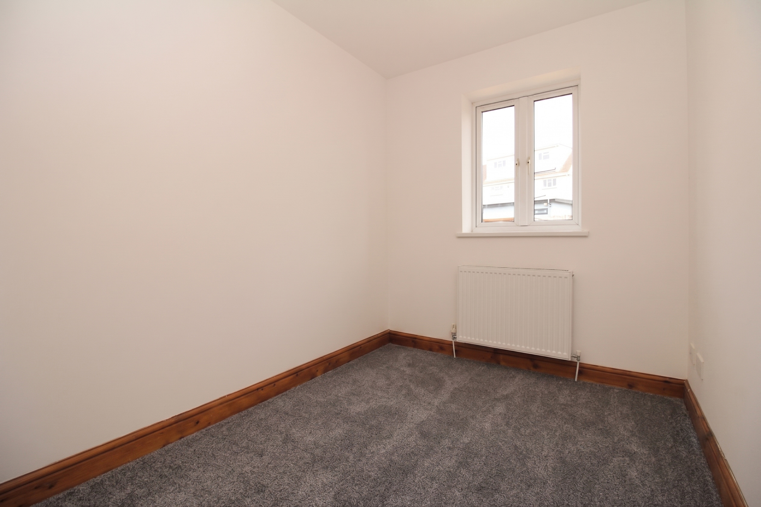 High Street, Tonyrefail, Porth, CF39 8PH  Interior