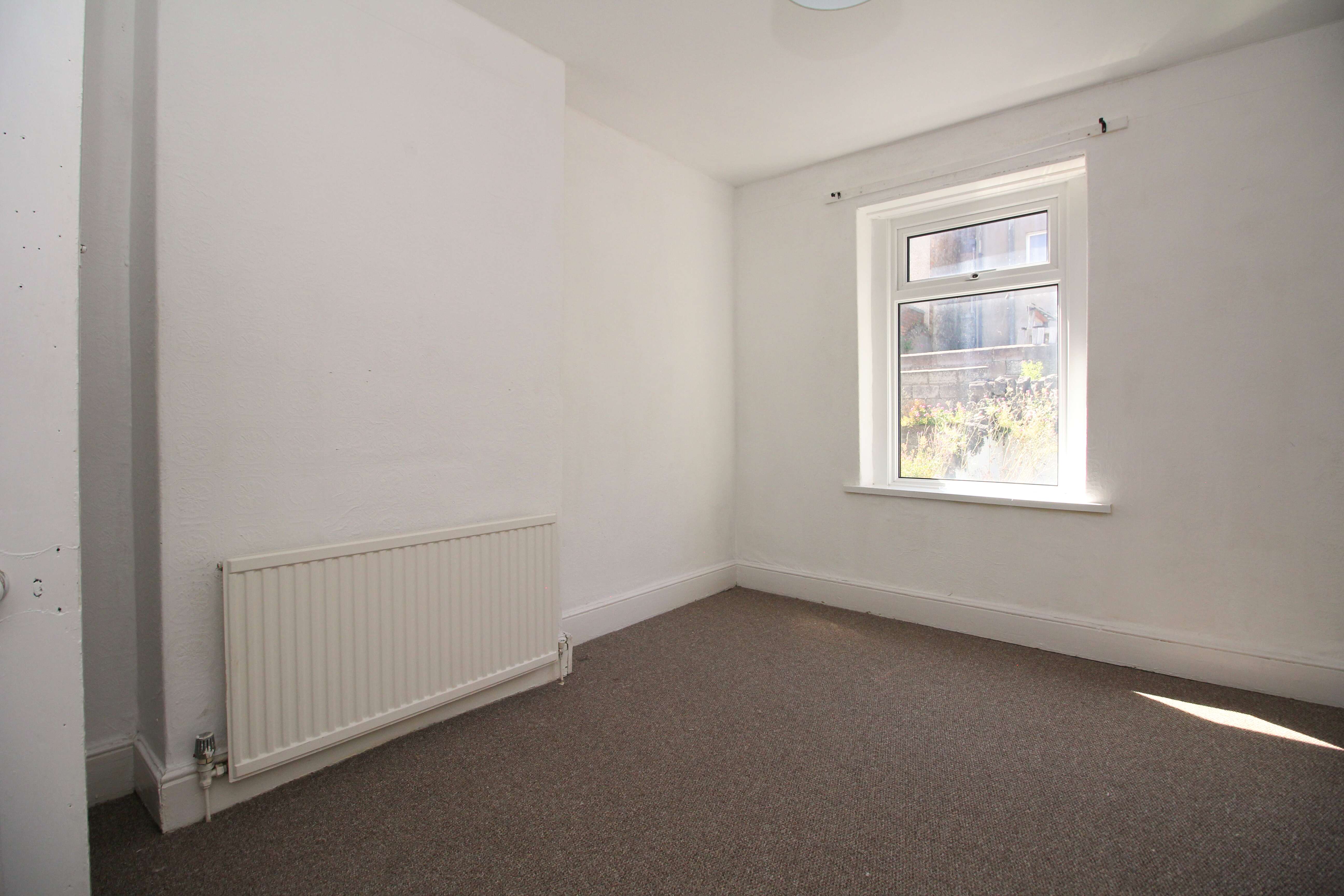 Pontypridd Street, Barry, CF63 2HH  Interior