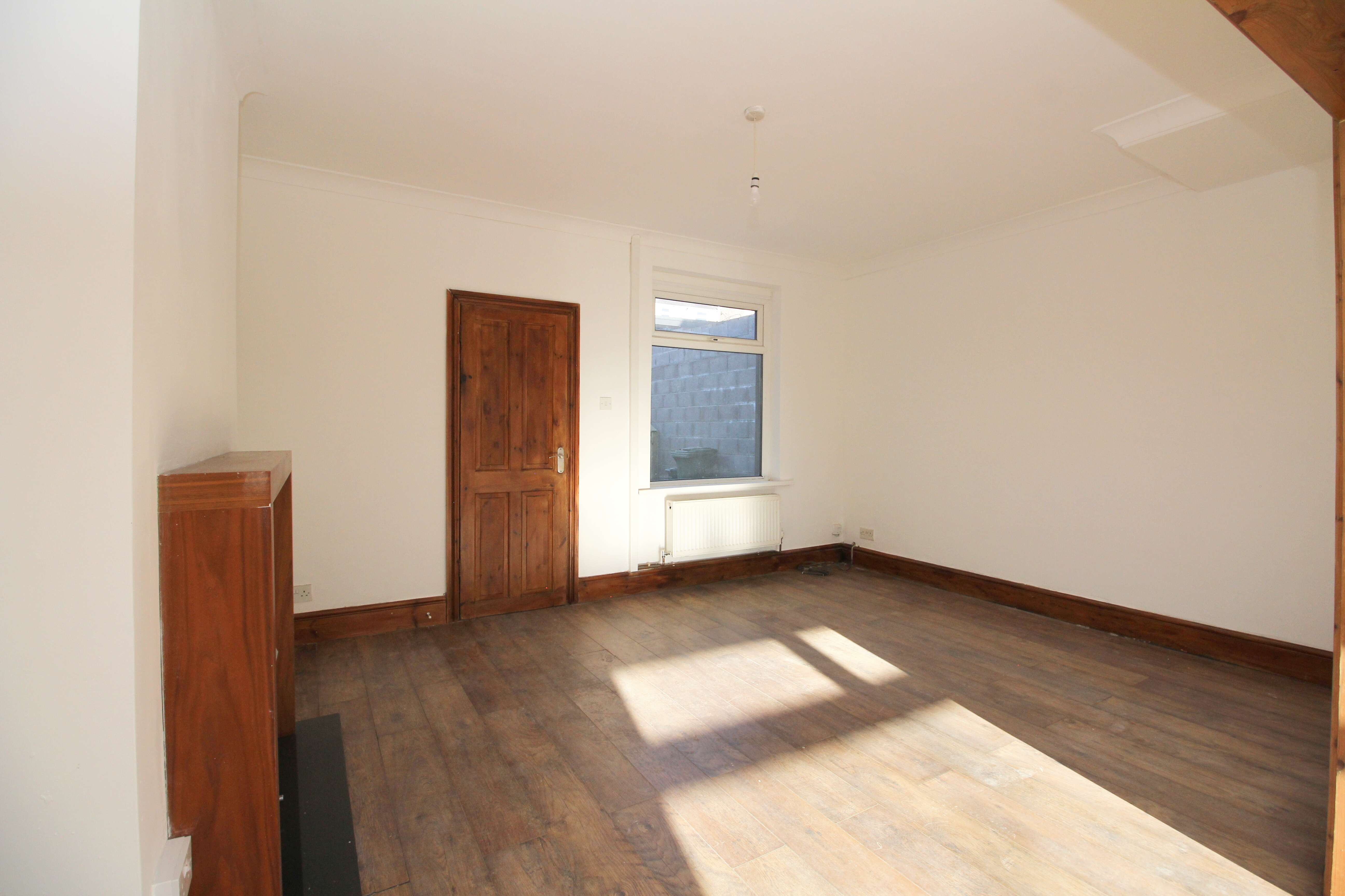 Beech Street, Gilfach Goch CF39 8UD  Interior