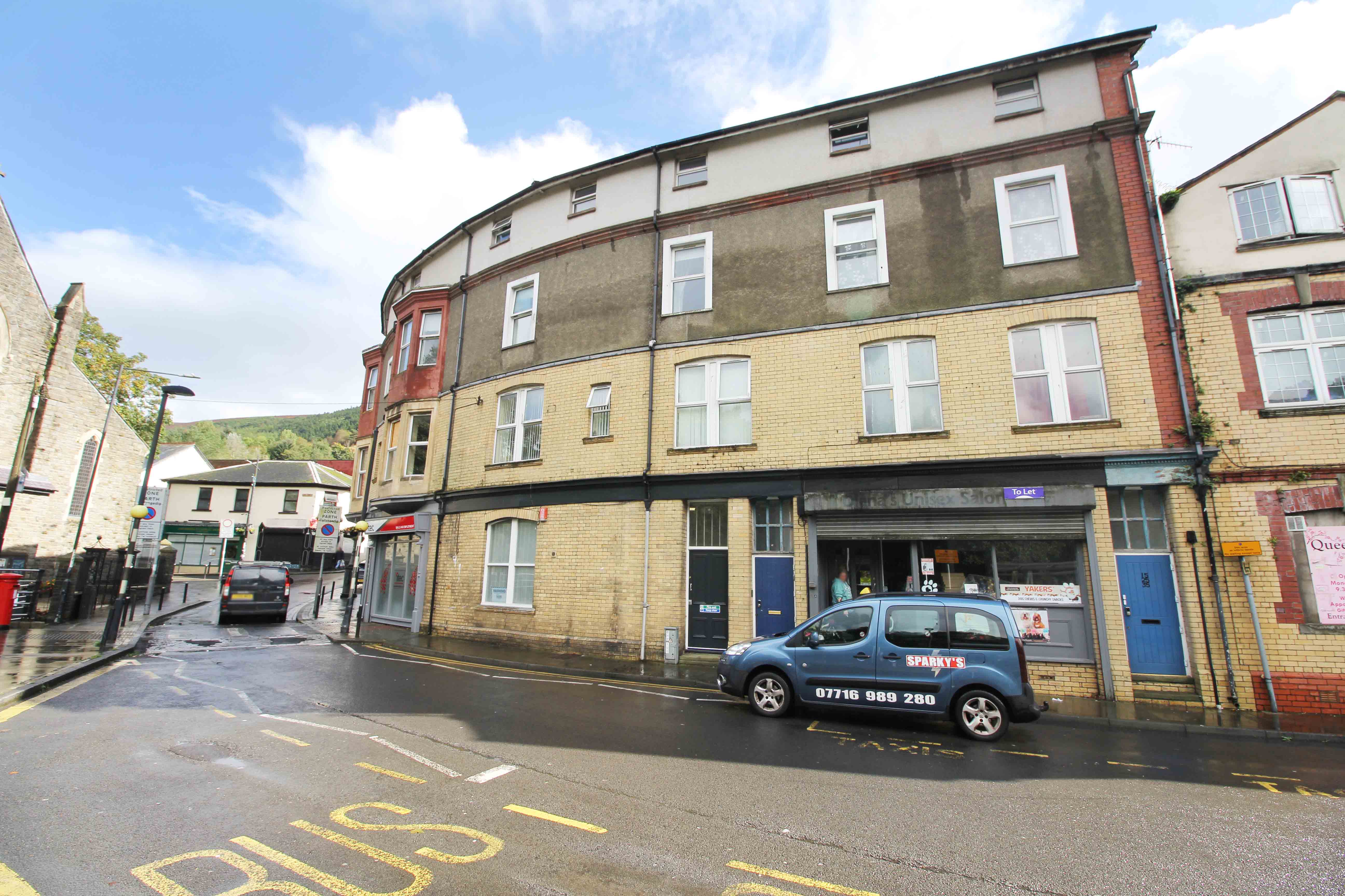 Commercial Street Arcade, Abertillery. NP13 1DH  Interior