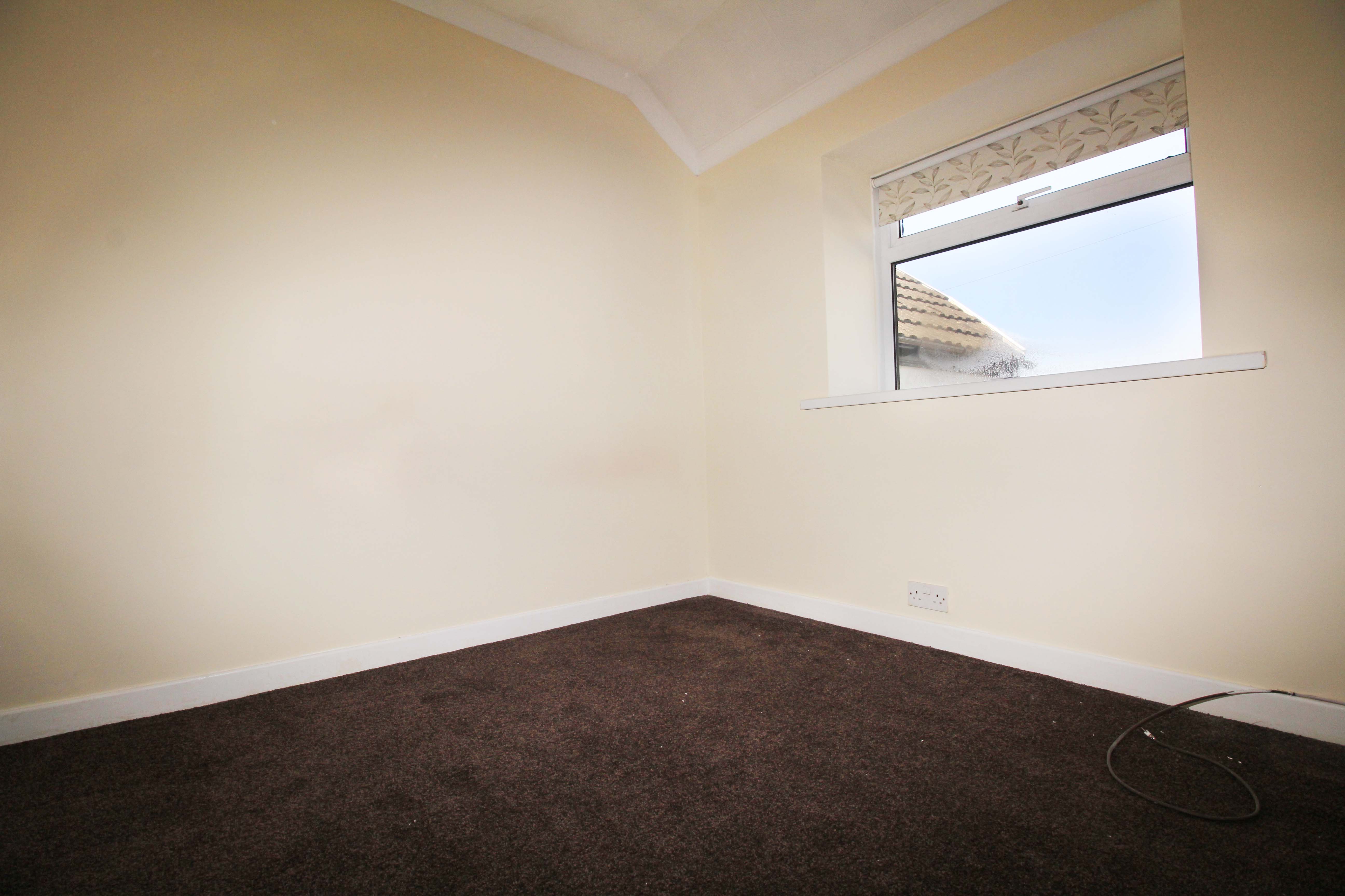 Rowling Street Tonypandy CF40 1QY  Interior