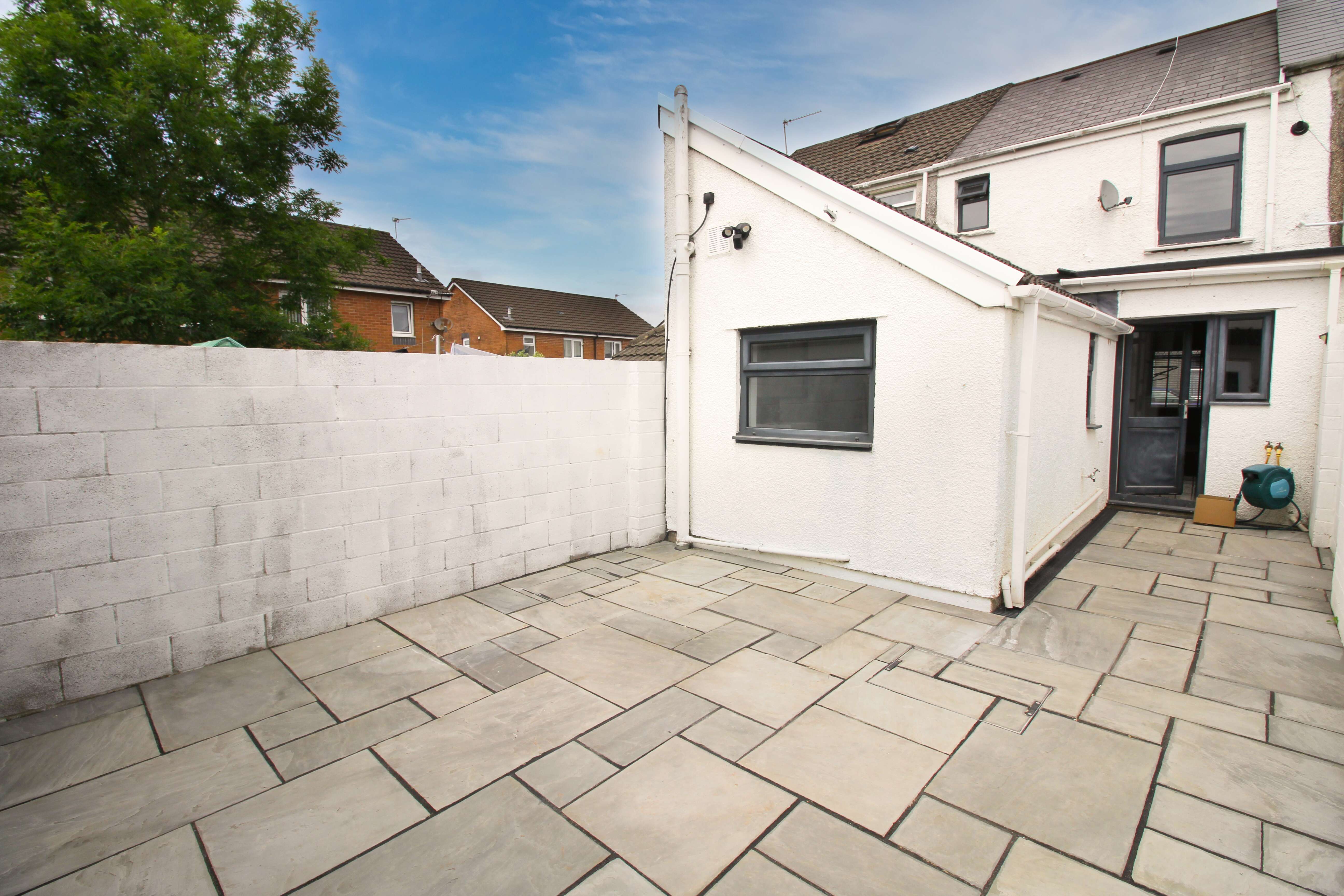 Stuart Street, Pontyclun, CF72 9EF  Interior