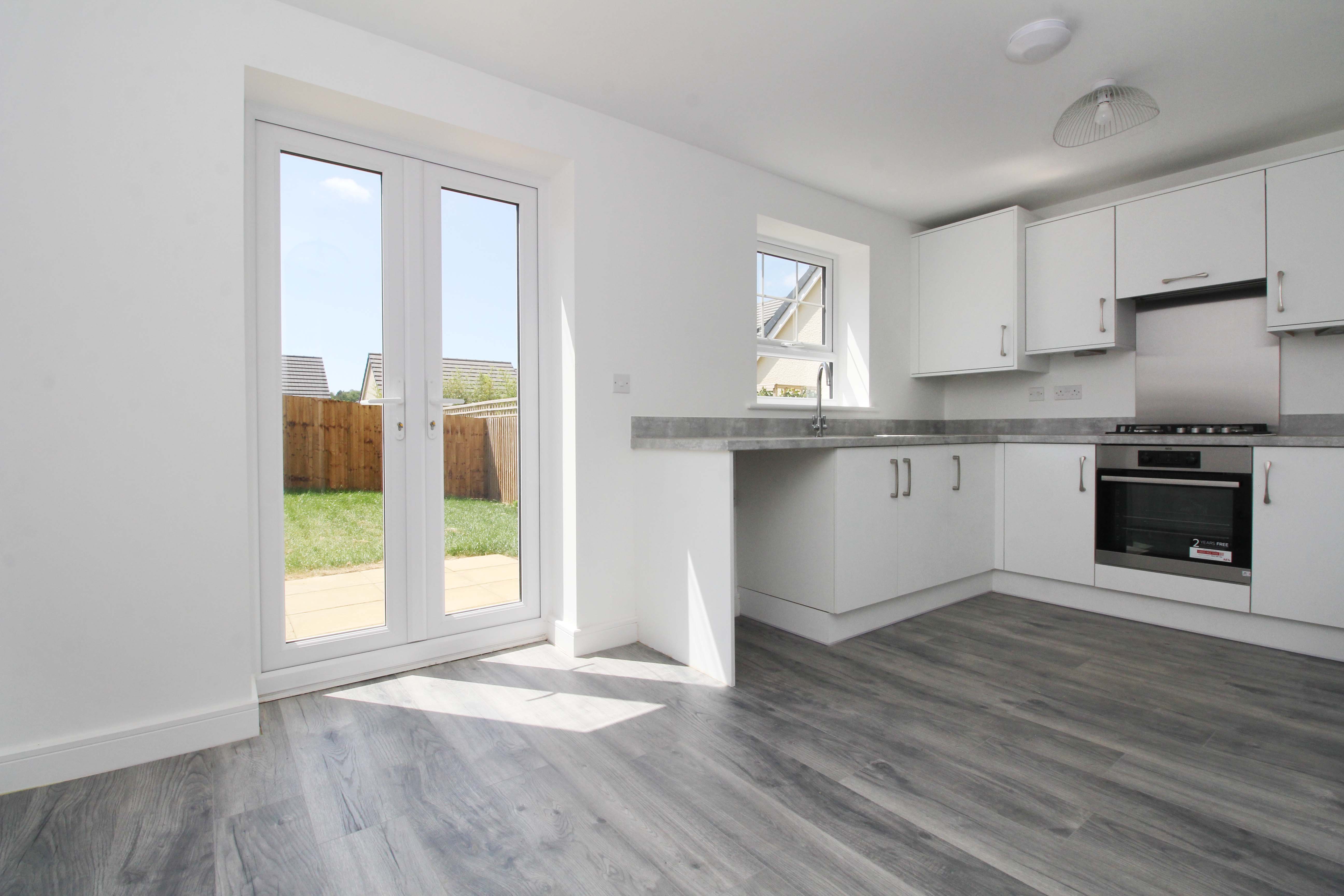 Dunraven Close, Cowbridge CF71 7FG  Interior