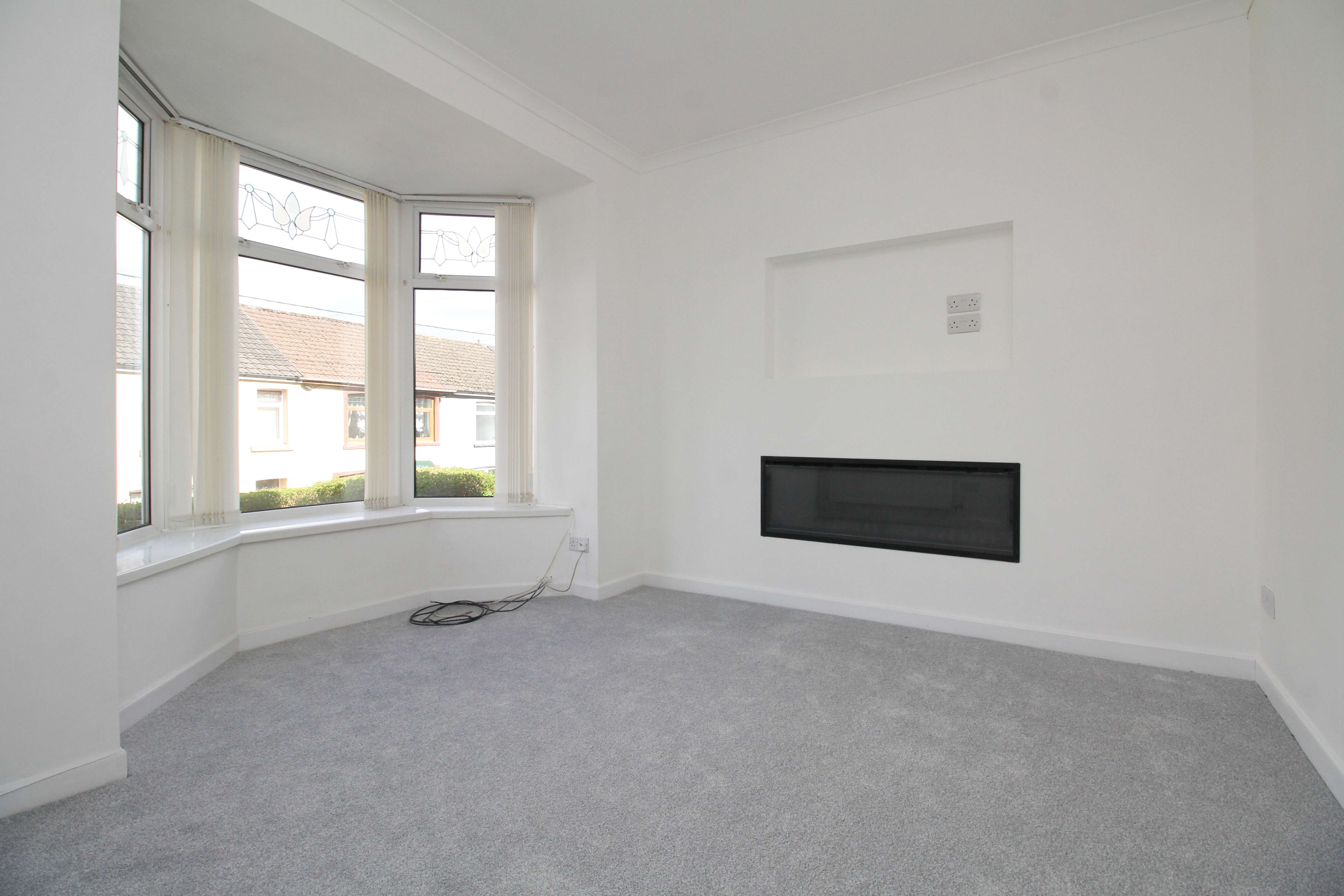 Main Road, Abercynon, CF45 4BX  Interior