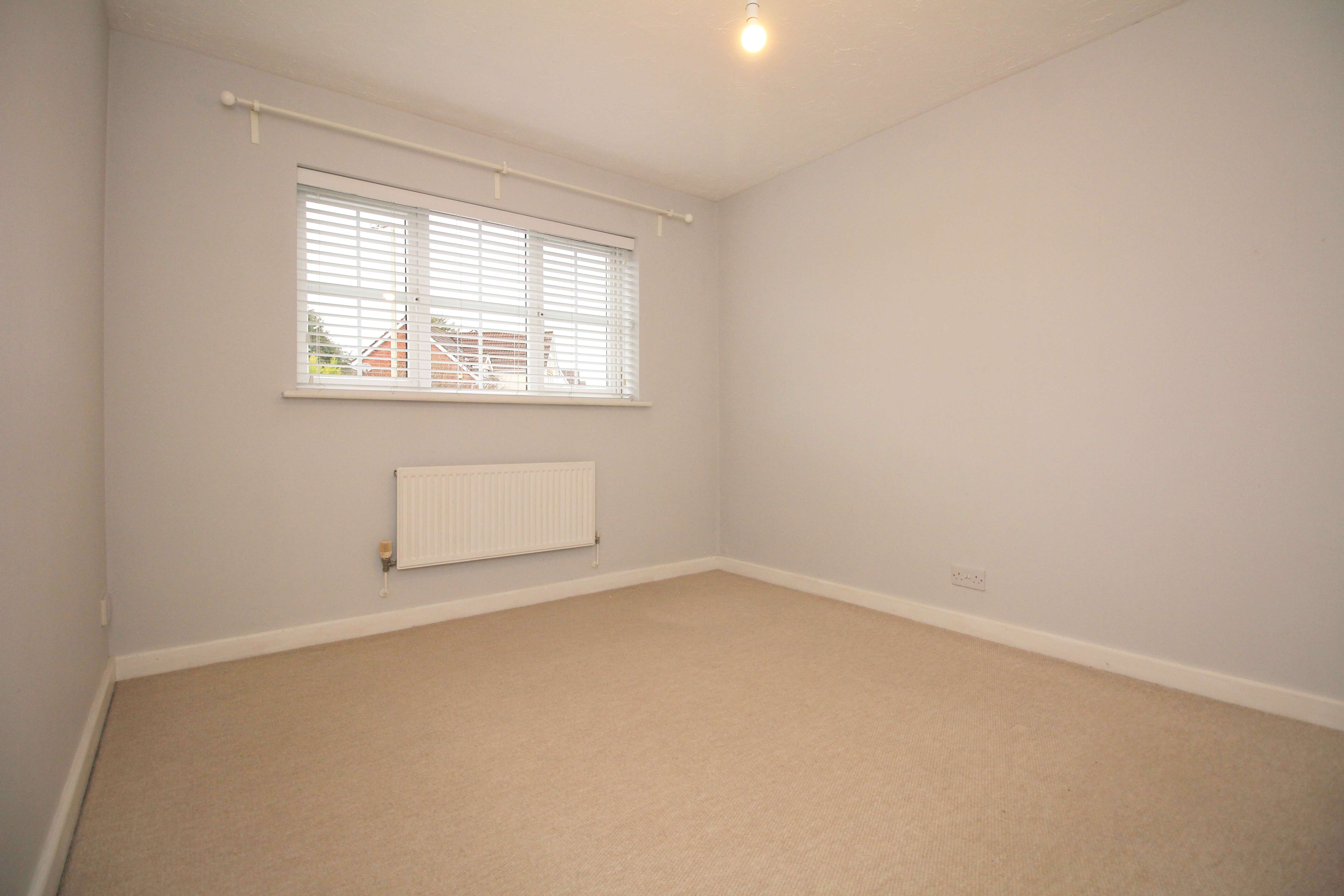 Newmill Gardens, Miskin CF72 8RX  Interior