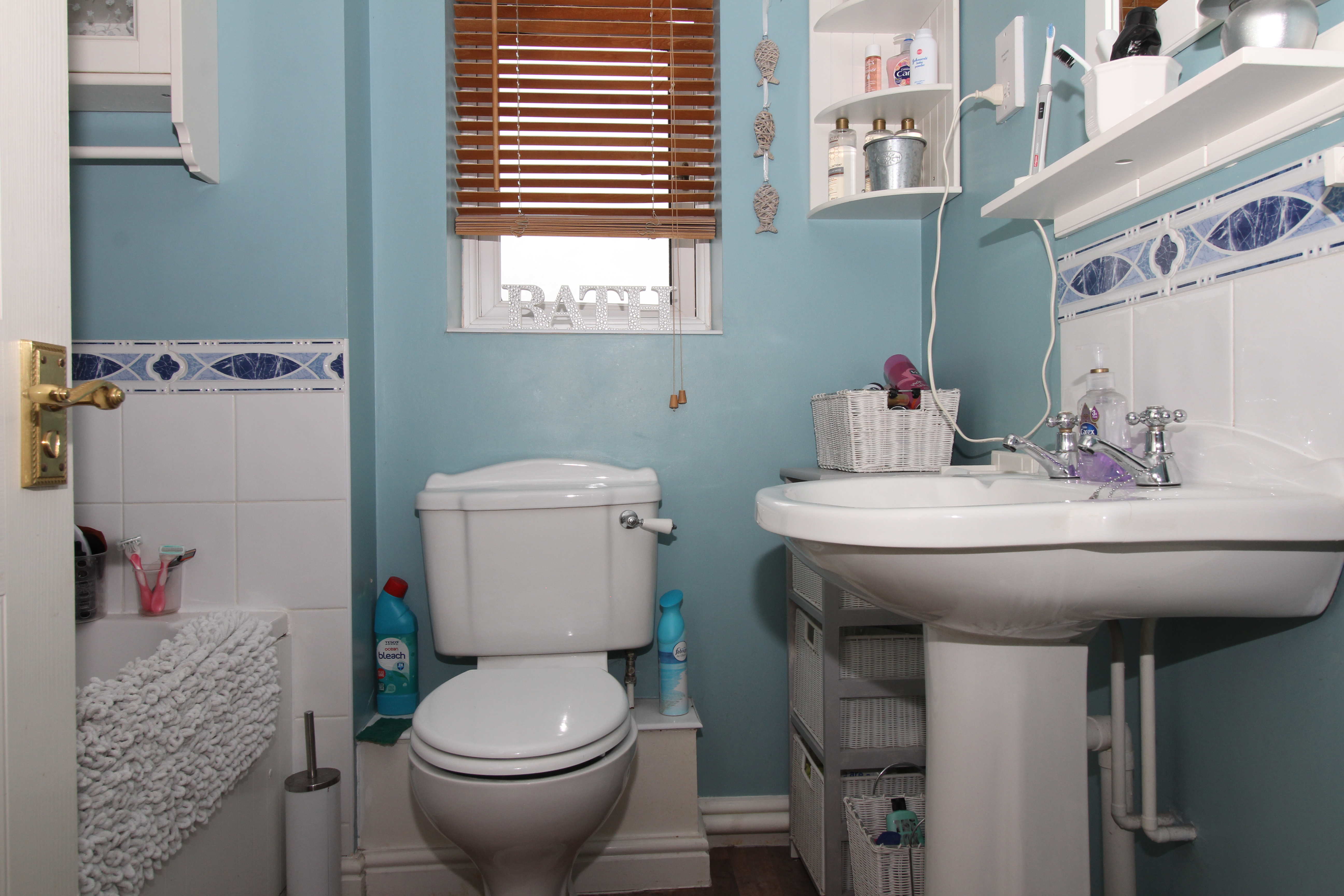 Maes Y Wennol, Pontyclun, CF72 8SB  Interior